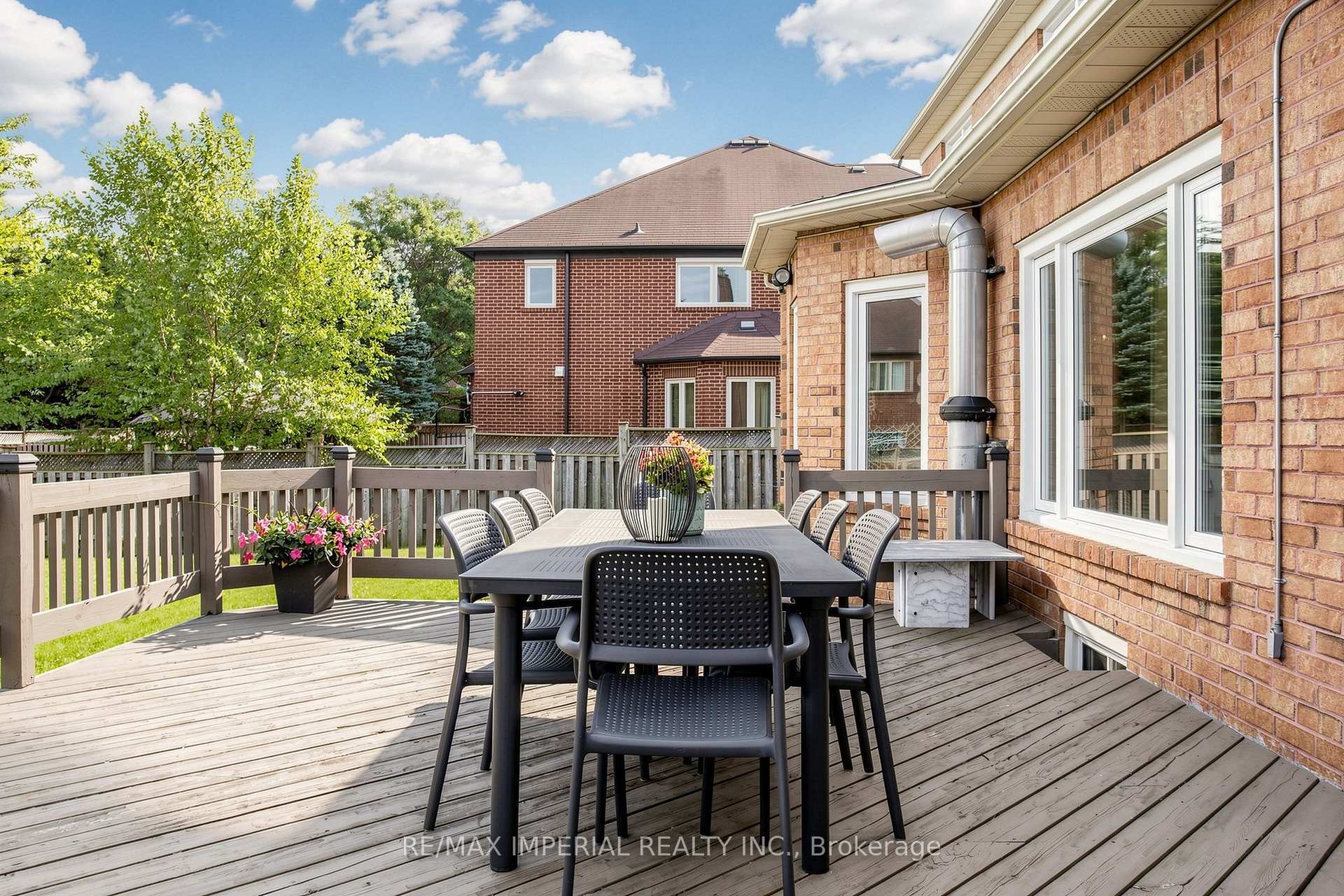 Photo 46 of 9 Elderwood Drive, Richmond Hill, Bayview Hill — HOMEH