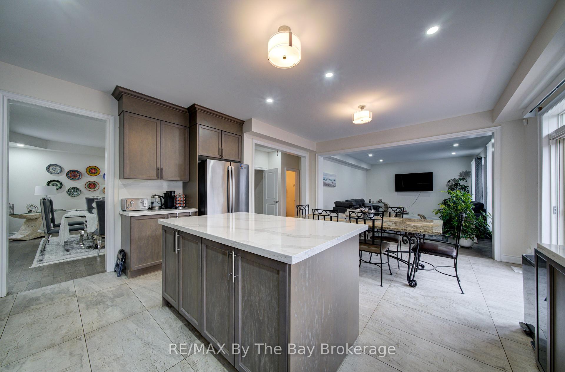 Photo 21 of 120 Allegra Drive, Wasaga Beach — HOMEH