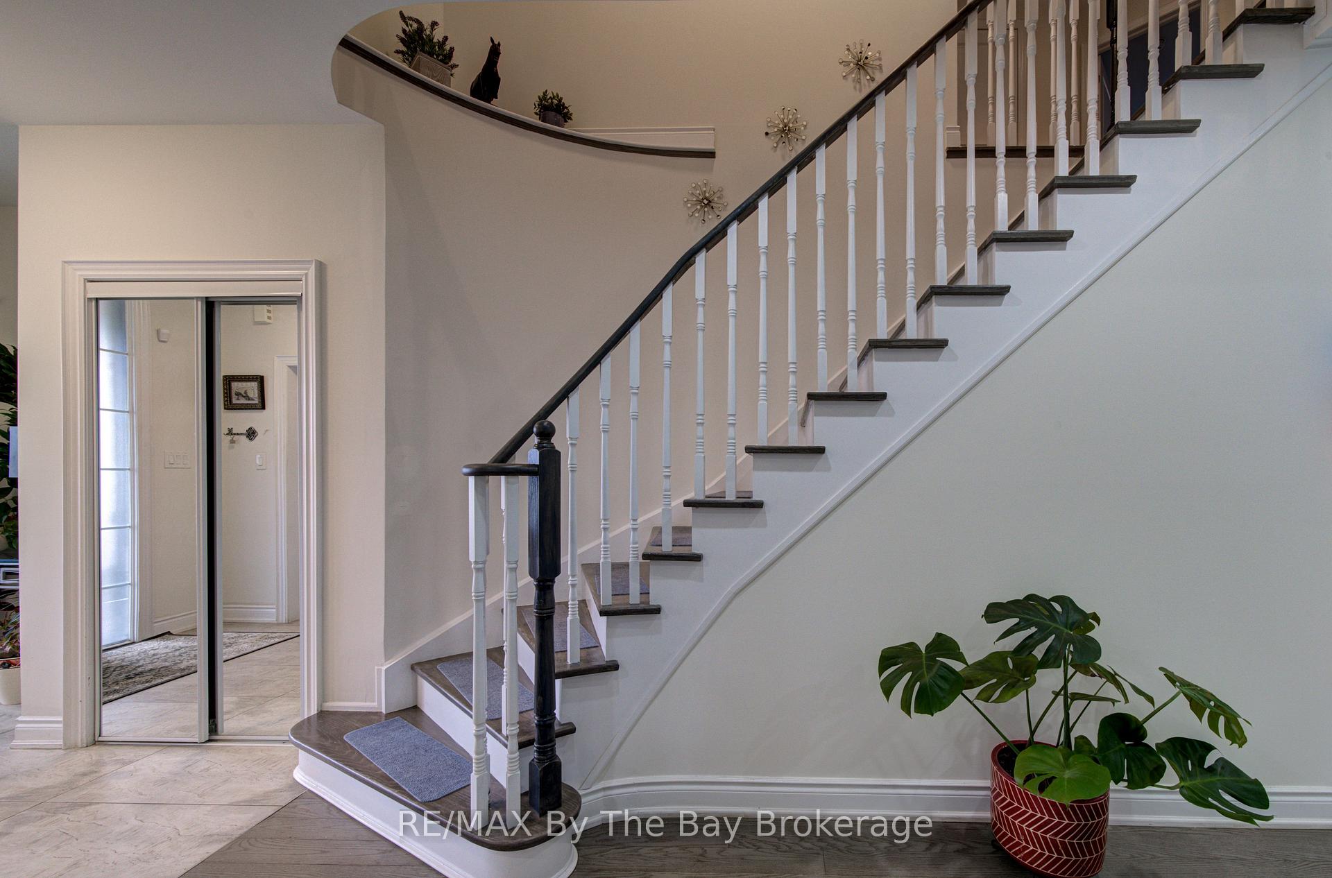 Photo 20 of 120 Allegra Drive, Wasaga Beach — HOMEH