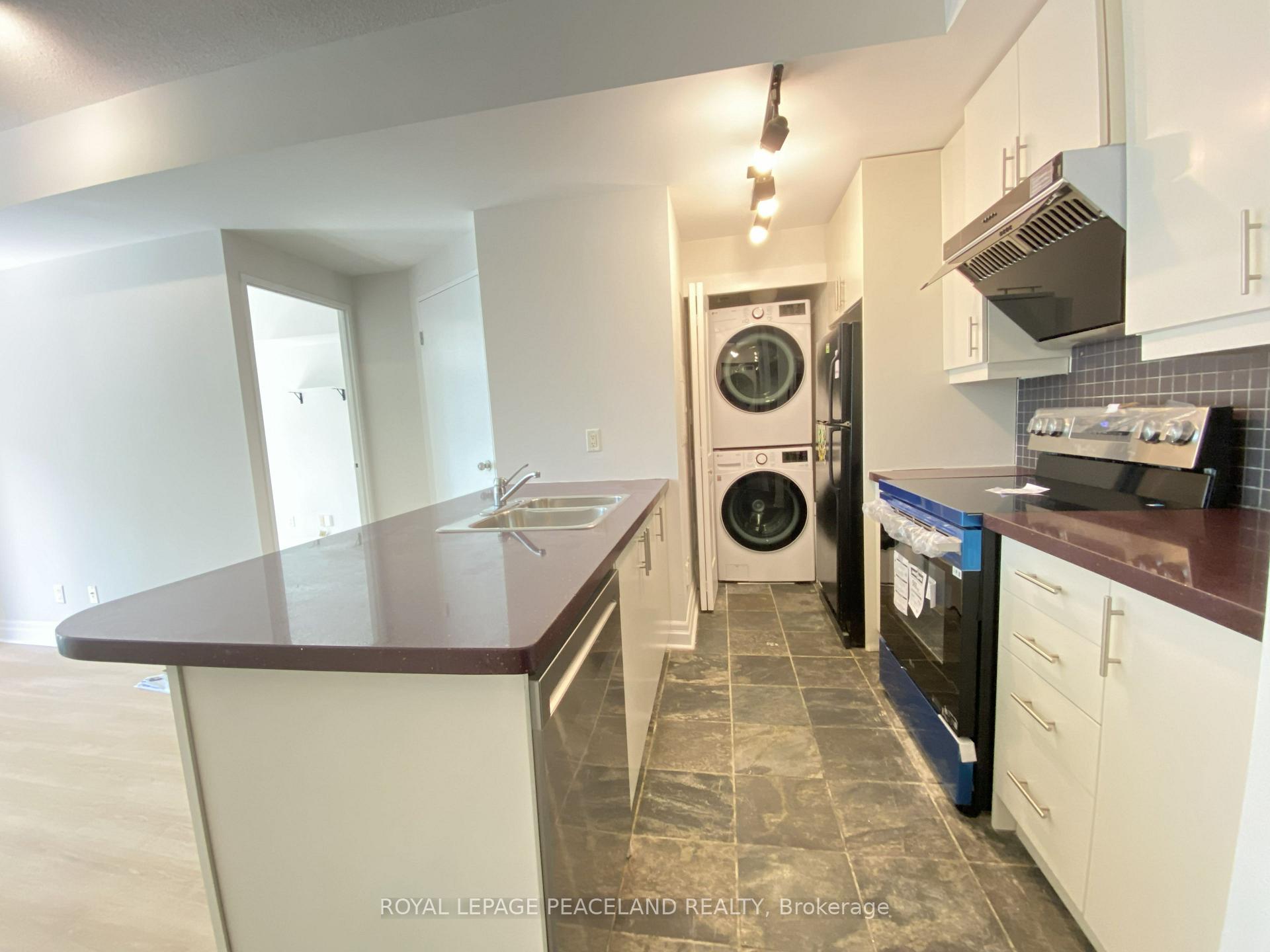 Photo 12 of Unit 703, 70 Alexander Street, Toronto, Church-Yonge Corridor — HOMEH