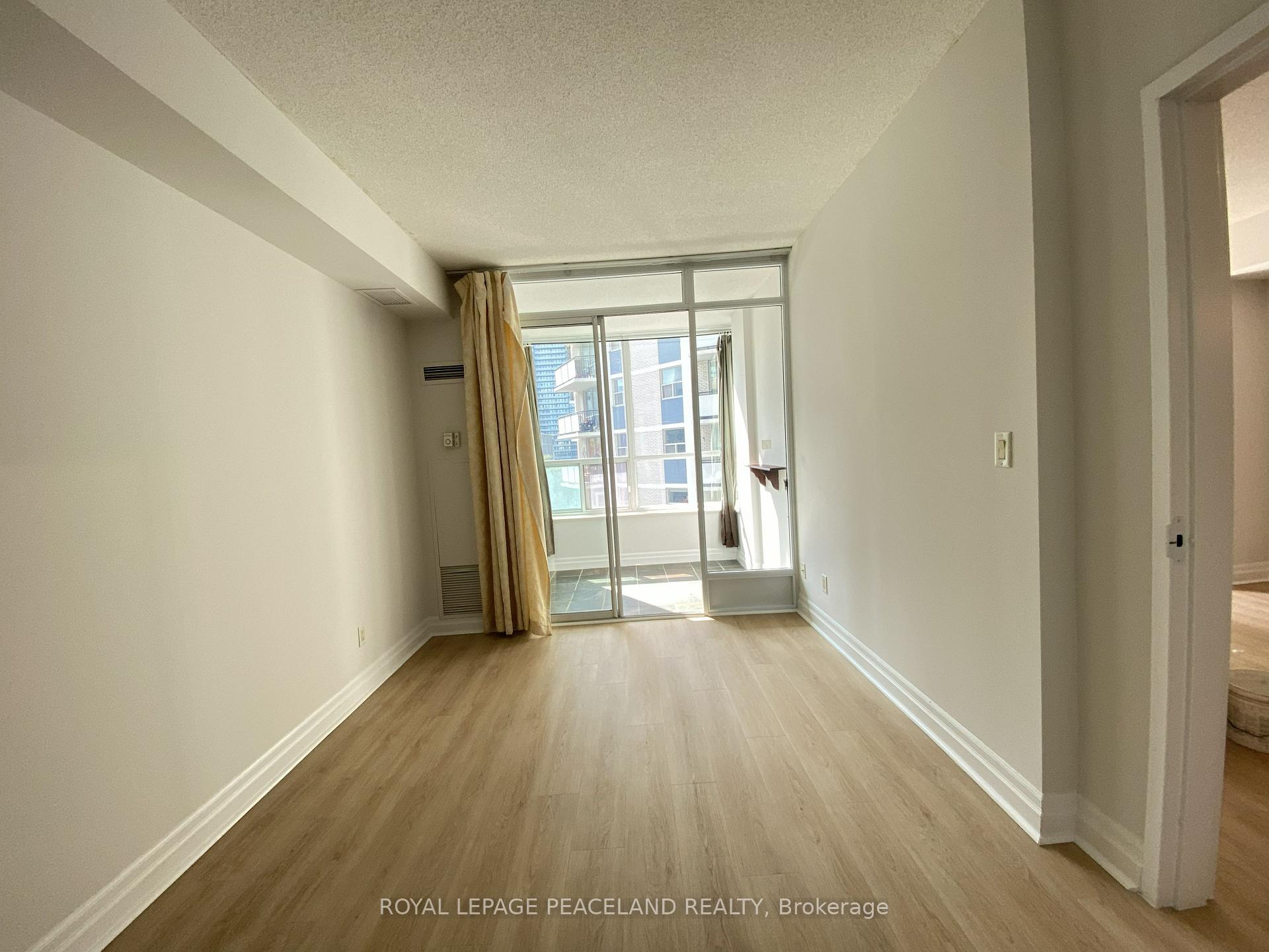 Photo 19 of Unit 703, 70 Alexander Street, Toronto, Church-Yonge Corridor — HOMEH