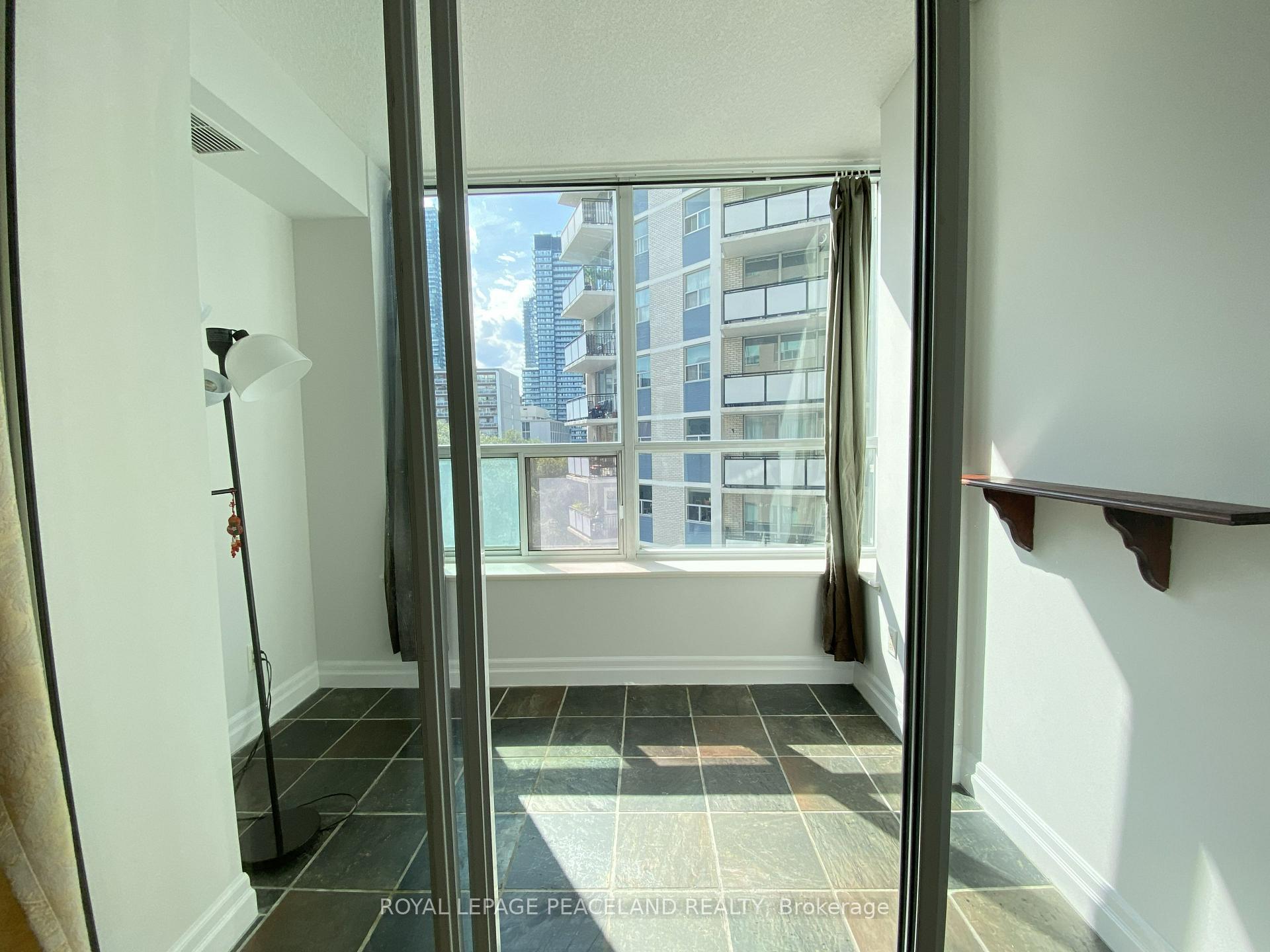 Photo 20 of Unit 703, 70 Alexander Street, Toronto, Church-Yonge Corridor — HOMEH