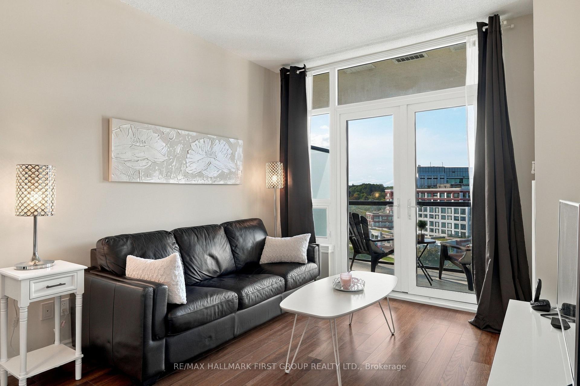Photo 8 of 1135 Royal York Road, Etobicoke, Edenbridge-Humber Valley — HOMEH