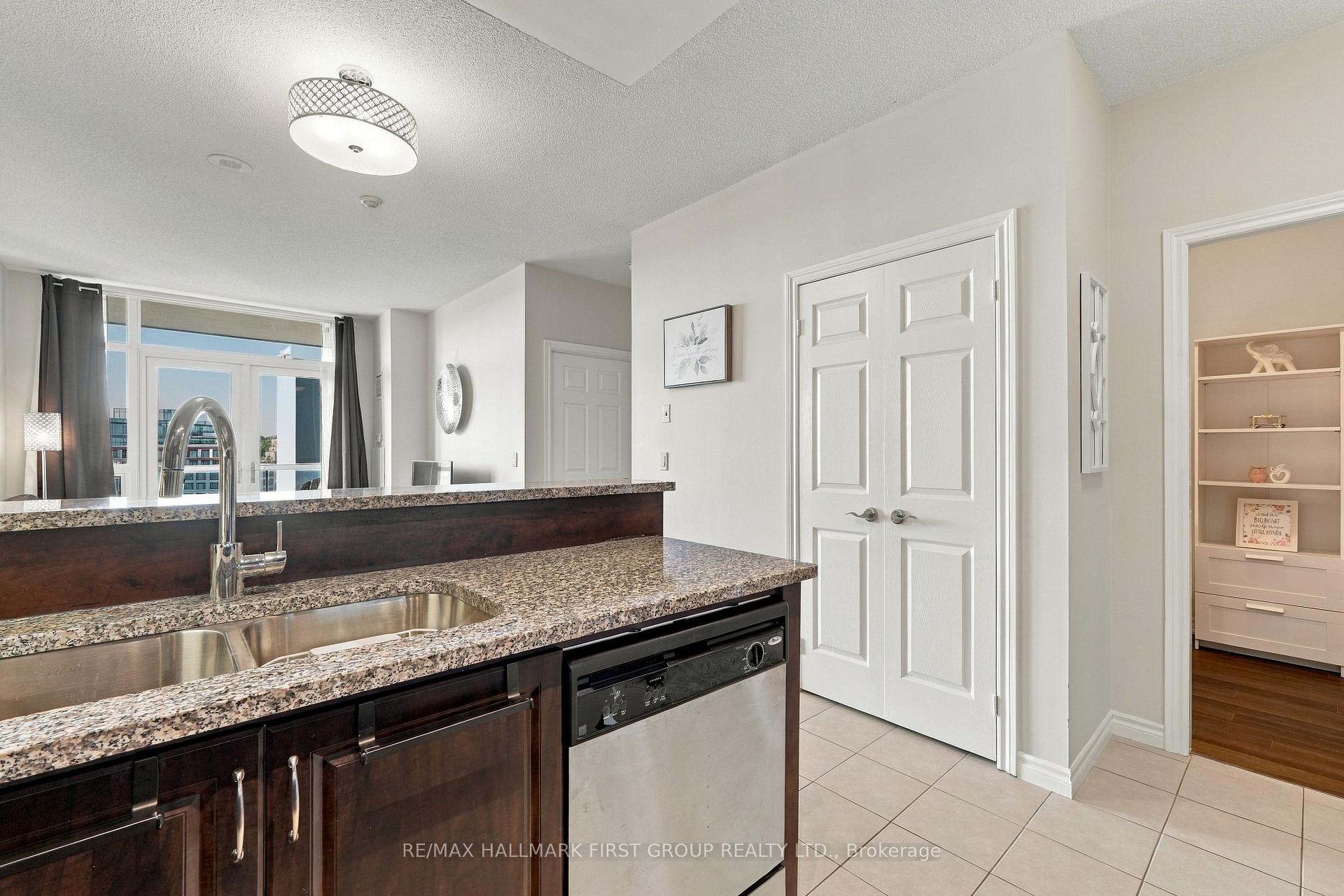 Photo 16 of 1135 Royal York Road, Etobicoke, Edenbridge-Humber Valley — HOMEH