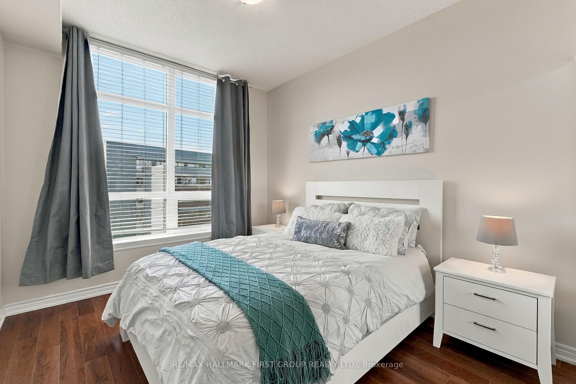 Photo 17 of 1135 Royal York Road, Etobicoke, Edenbridge-Humber Valley — HOMEH