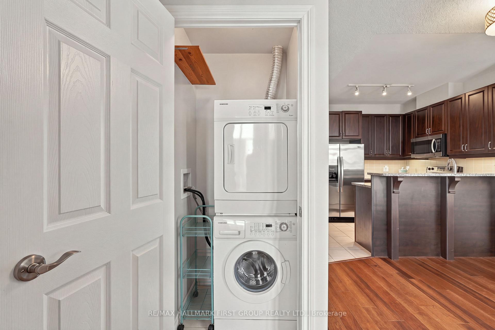 Photo 26 of 1135 Royal York Road, Etobicoke, Edenbridge-Humber Valley — HOMEH