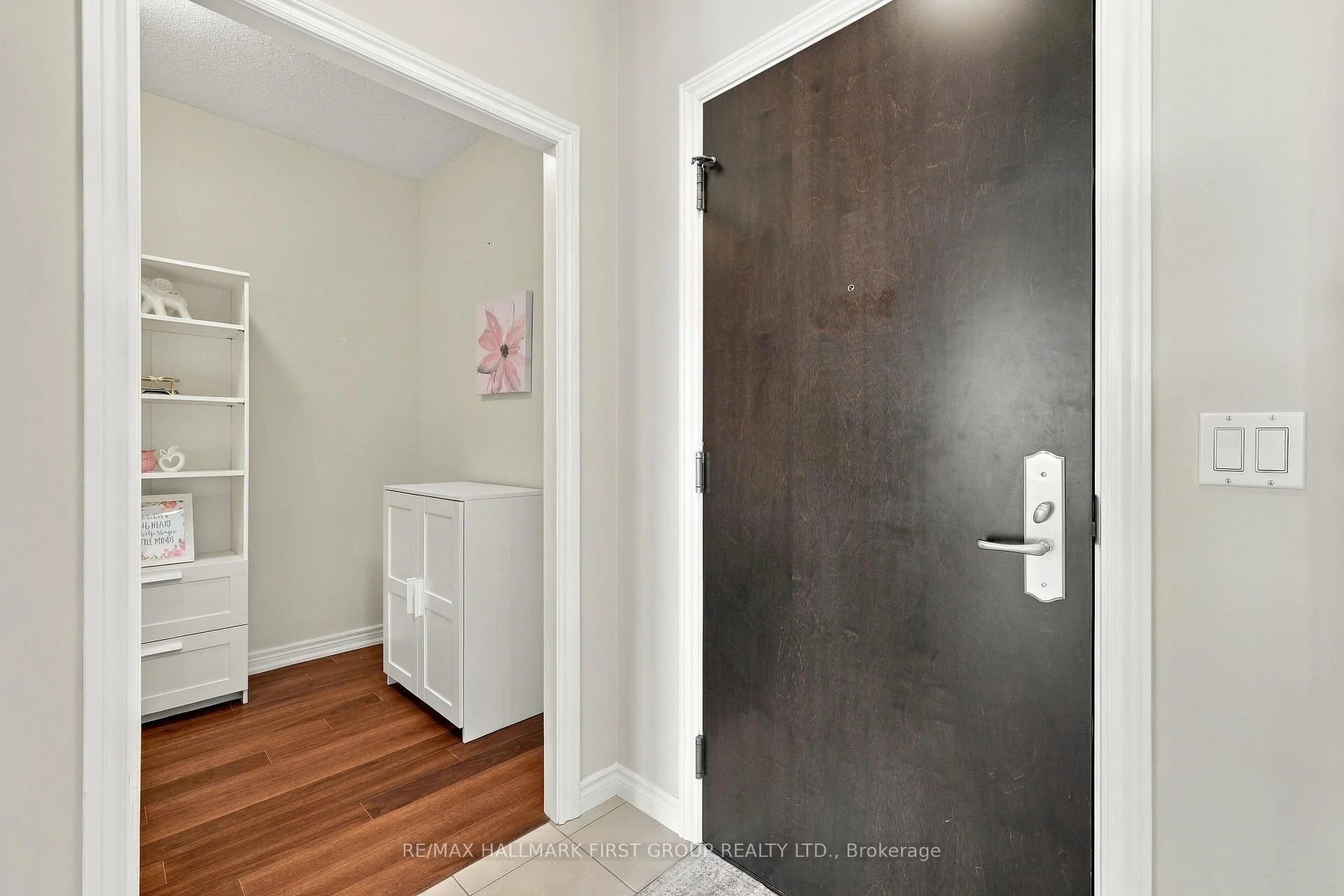 Photo 25 of 1135 Royal York Road, Etobicoke, Edenbridge-Humber Valley — HOMEH