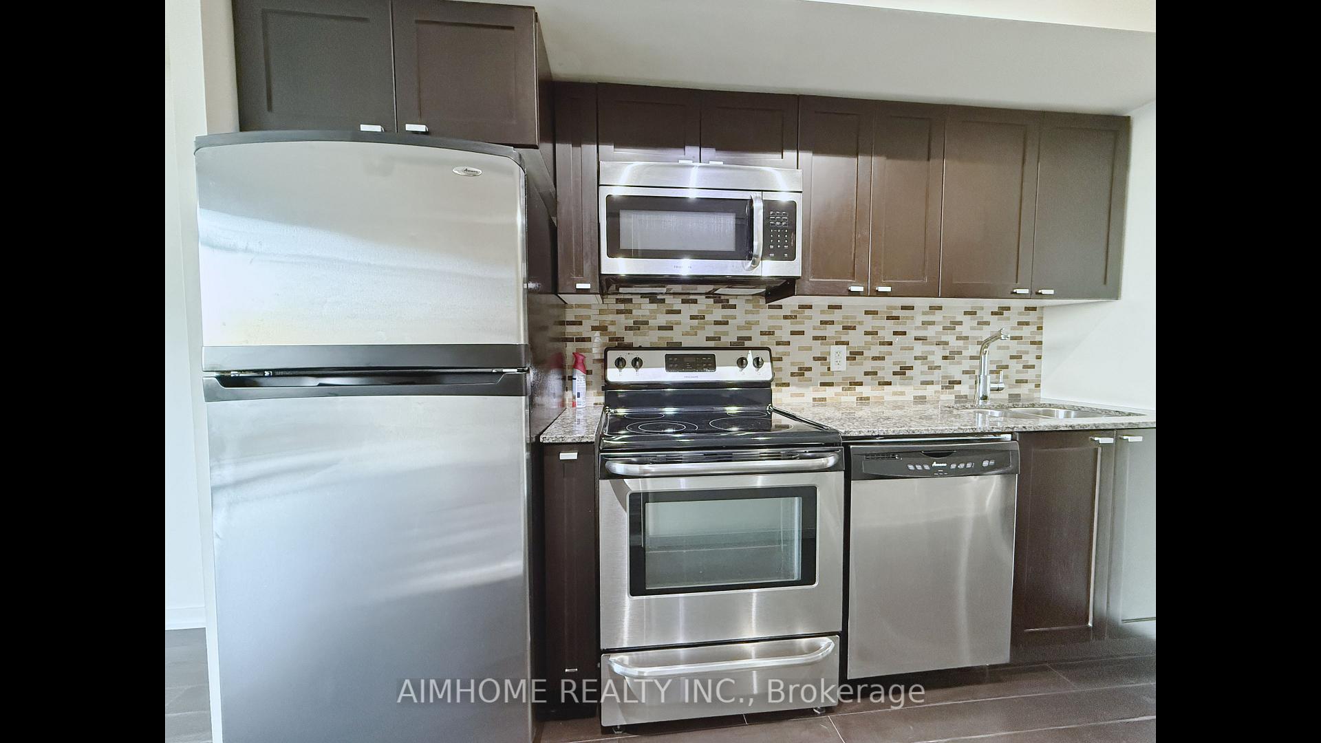 Photo 4 of Unit 1106, 105 The Queensway, Toronto, High Park-Swansea — HOMEH