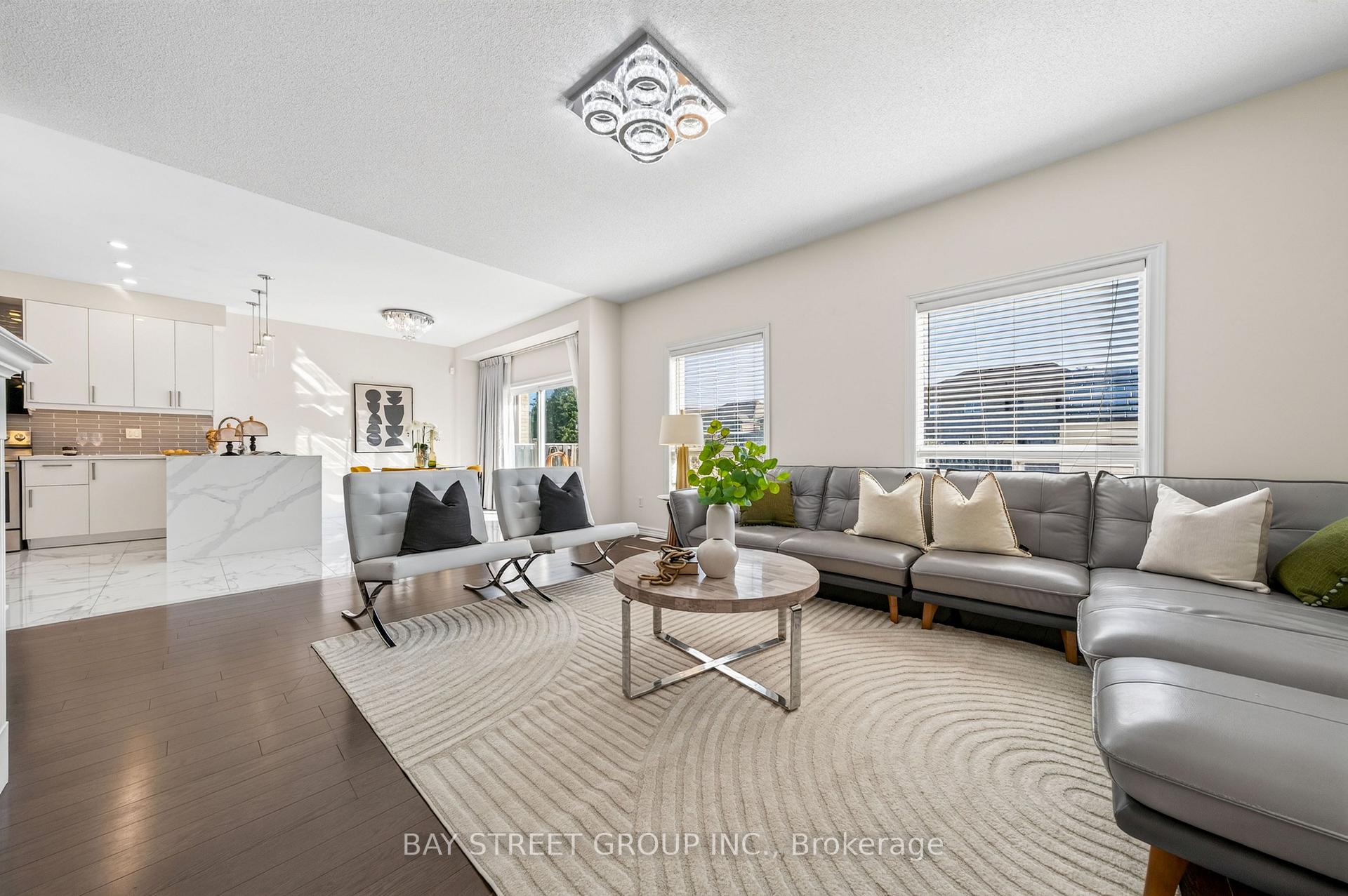 Photo 17 of 37 Rembrandt Drive, Markham, Village Green-South Unionville — HOMEH