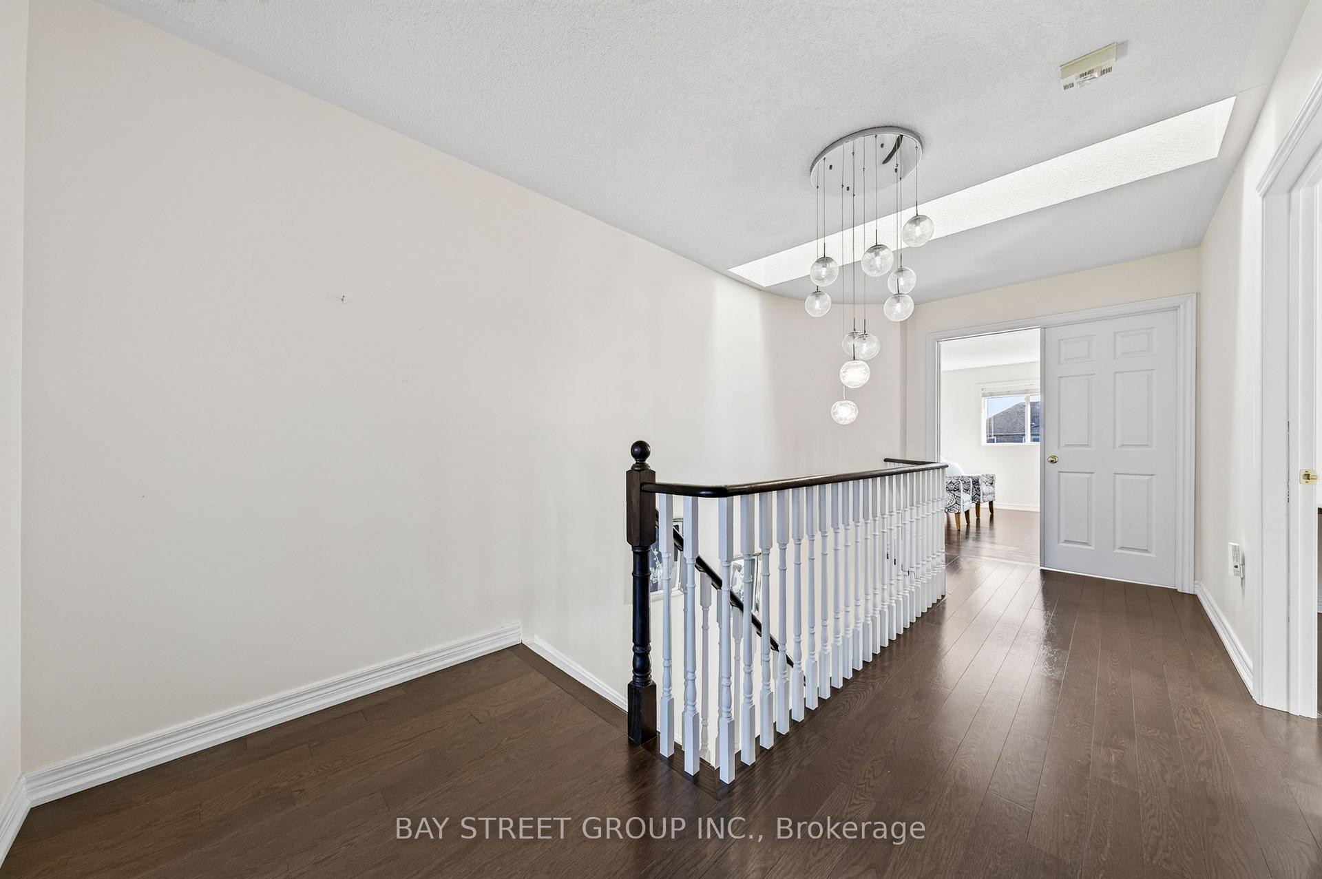 Photo 28 of 37 Rembrandt Drive, Markham, Village Green-South Unionville — HOMEH
