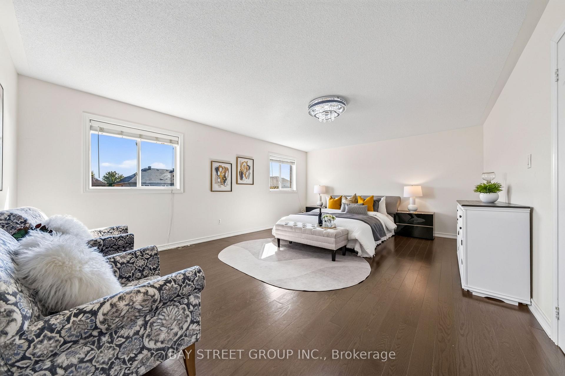 Photo 39 of 37 Rembrandt Drive, Markham, Village Green-South Unionville — HOMEH