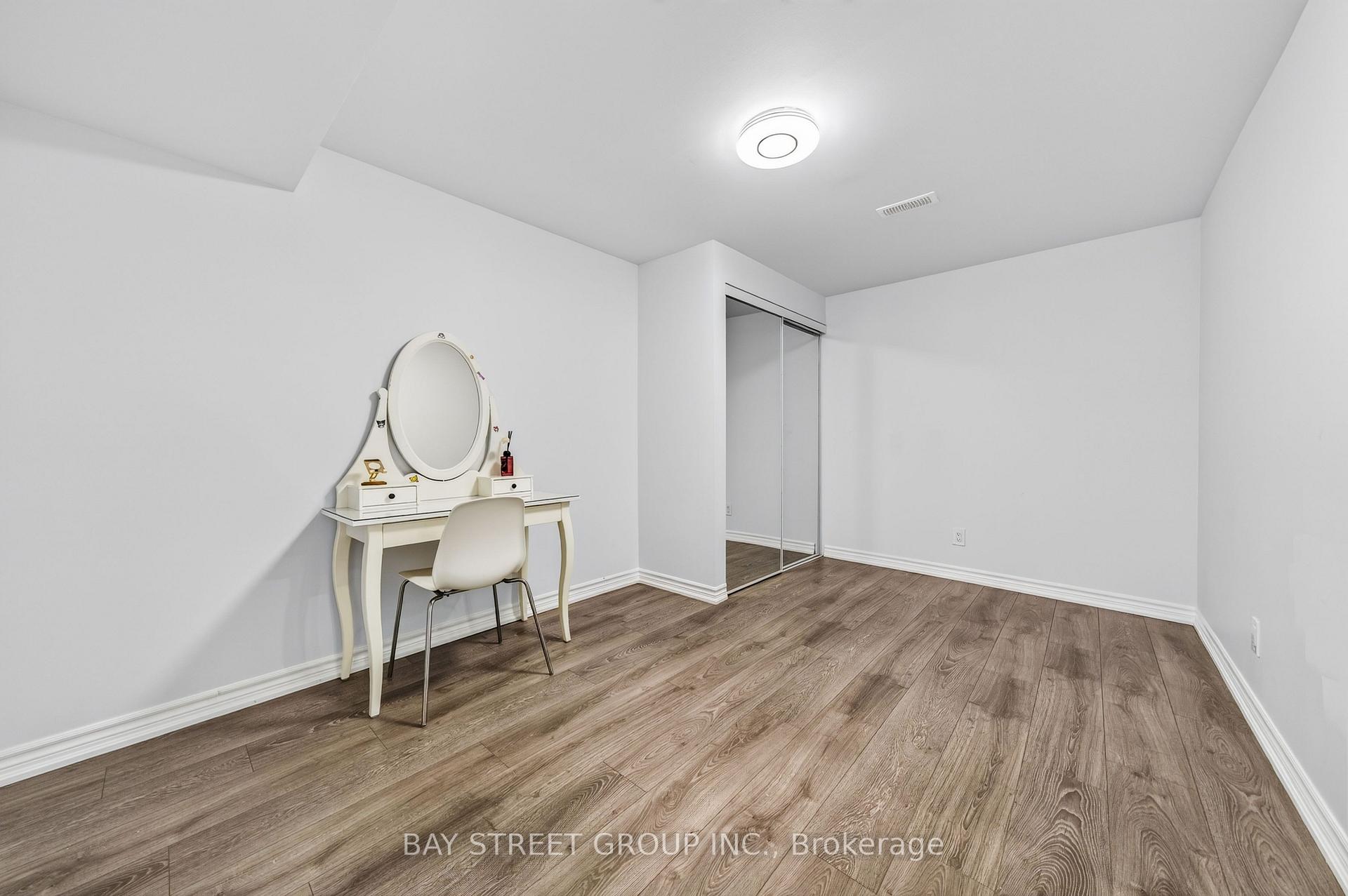 Photo 45 of 37 Rembrandt Drive, Markham, Village Green-South Unionville — HOMEH