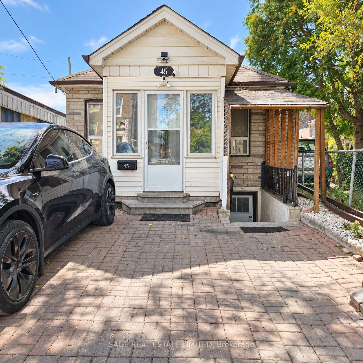 Photo 1 of 45 Turnberry Avenue, Toronto, Weston-Pellam Park — HOMEH