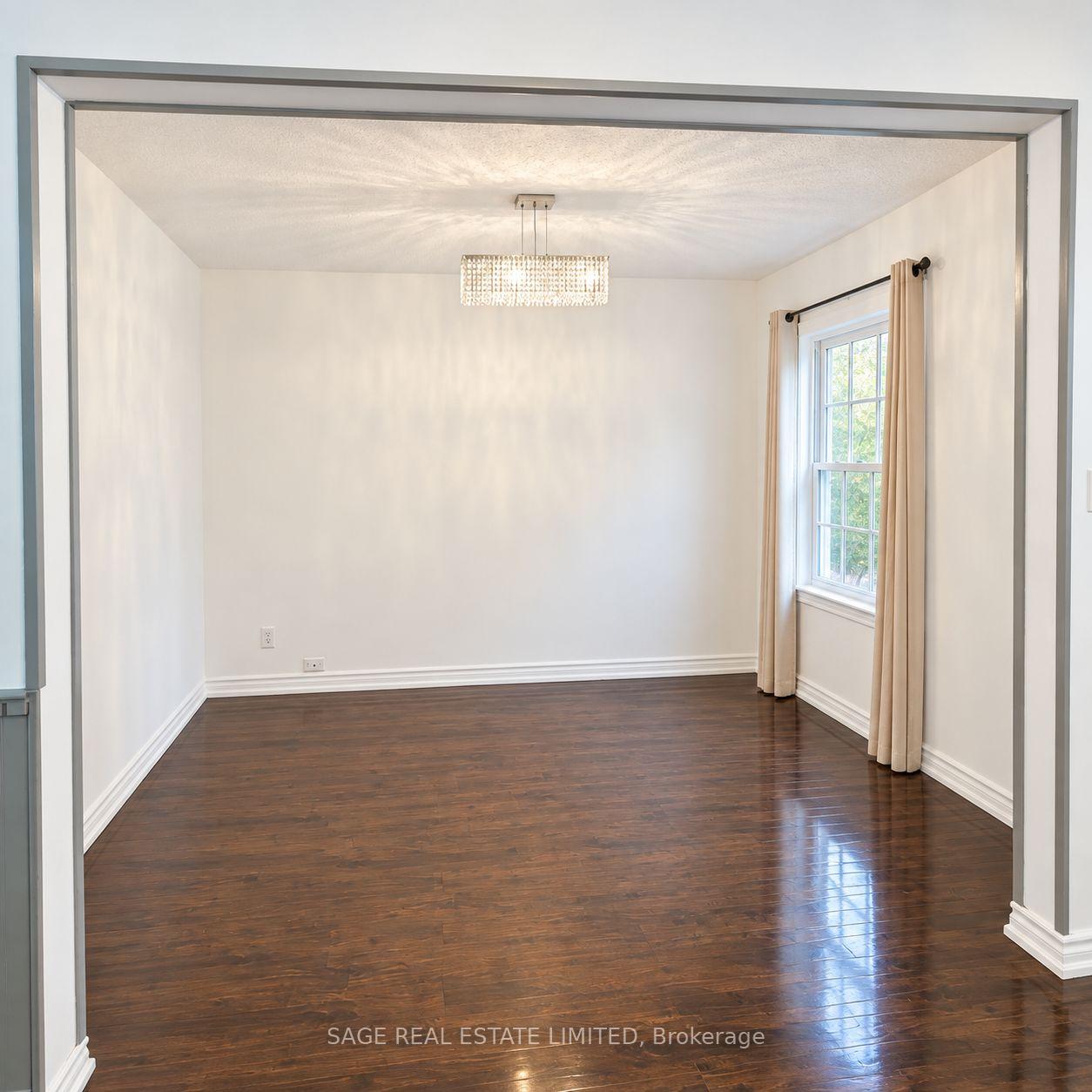 Photo 5 of 45 Turnberry Avenue, Toronto, Weston-Pellam Park — HOMEH
