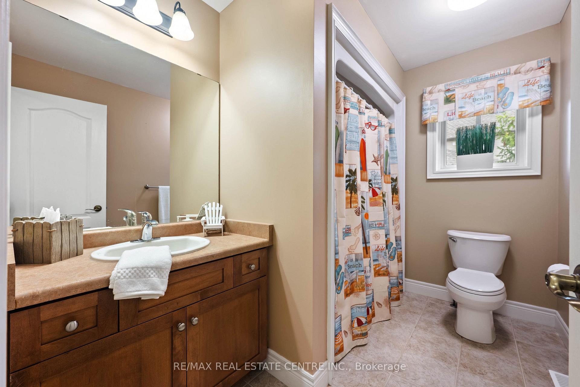 Photo 28 of 119 Oak Ridge Drive, Orangeville — HOMEH