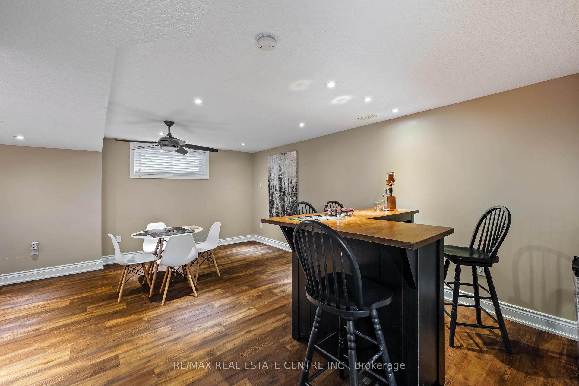 Photo 35 of 119 Oak Ridge Drive, Orangeville — HOMEH