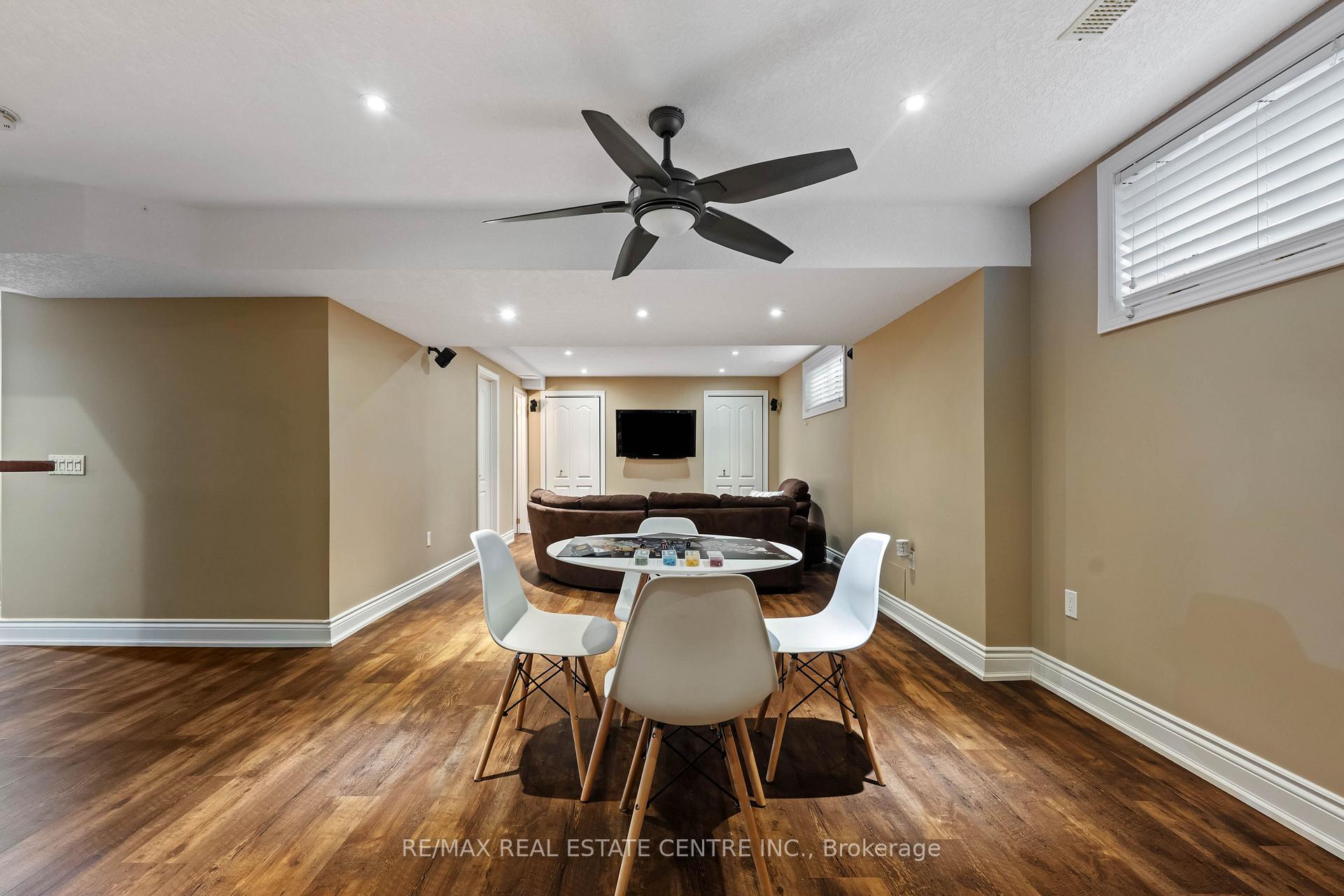 Photo 36 of 119 Oak Ridge Drive, Orangeville — HOMEH