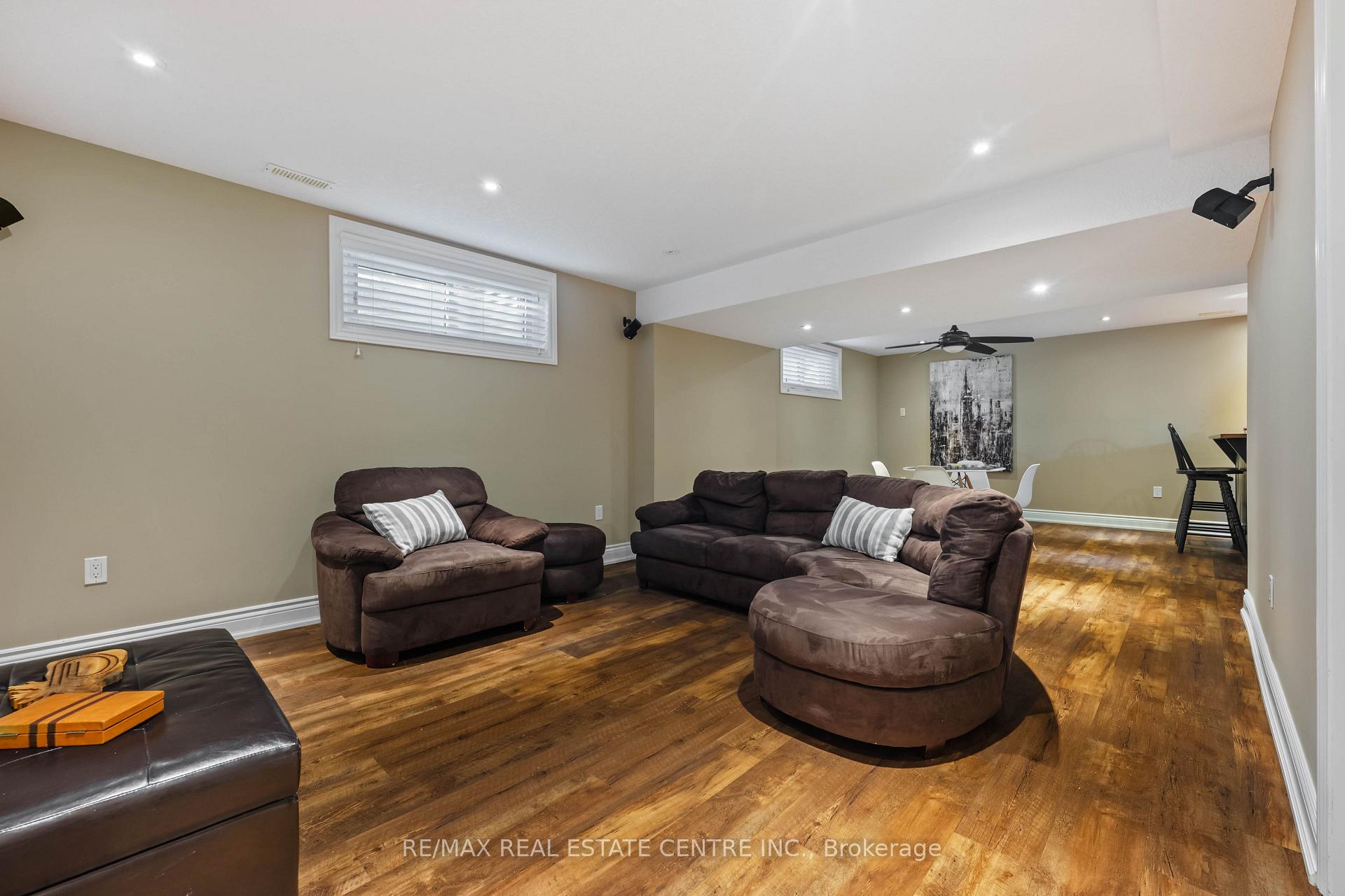 Photo 38 of 119 Oak Ridge Drive, Orangeville — HOMEH