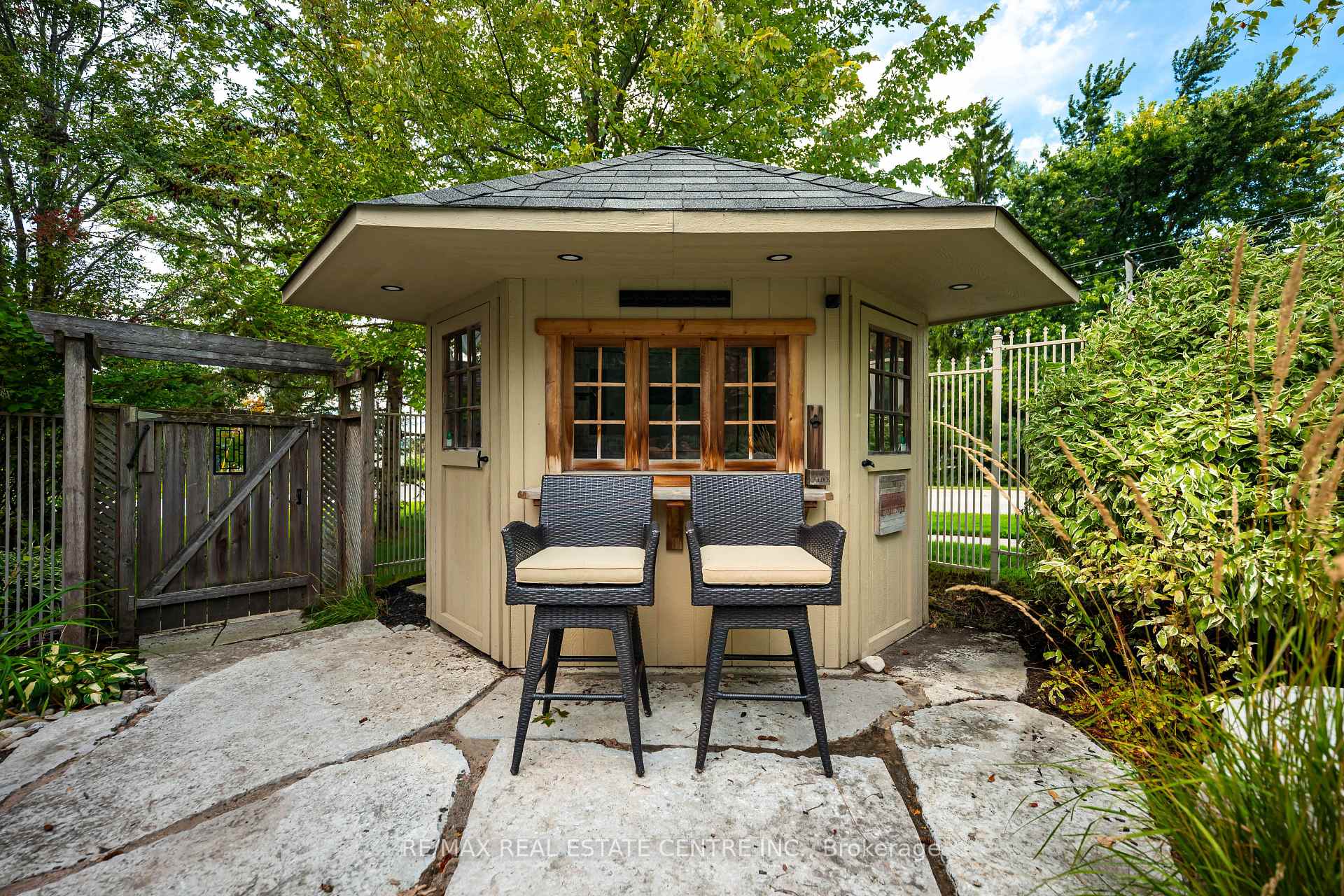 Photo 44 of 119 Oak Ridge Drive, Orangeville — HOMEH