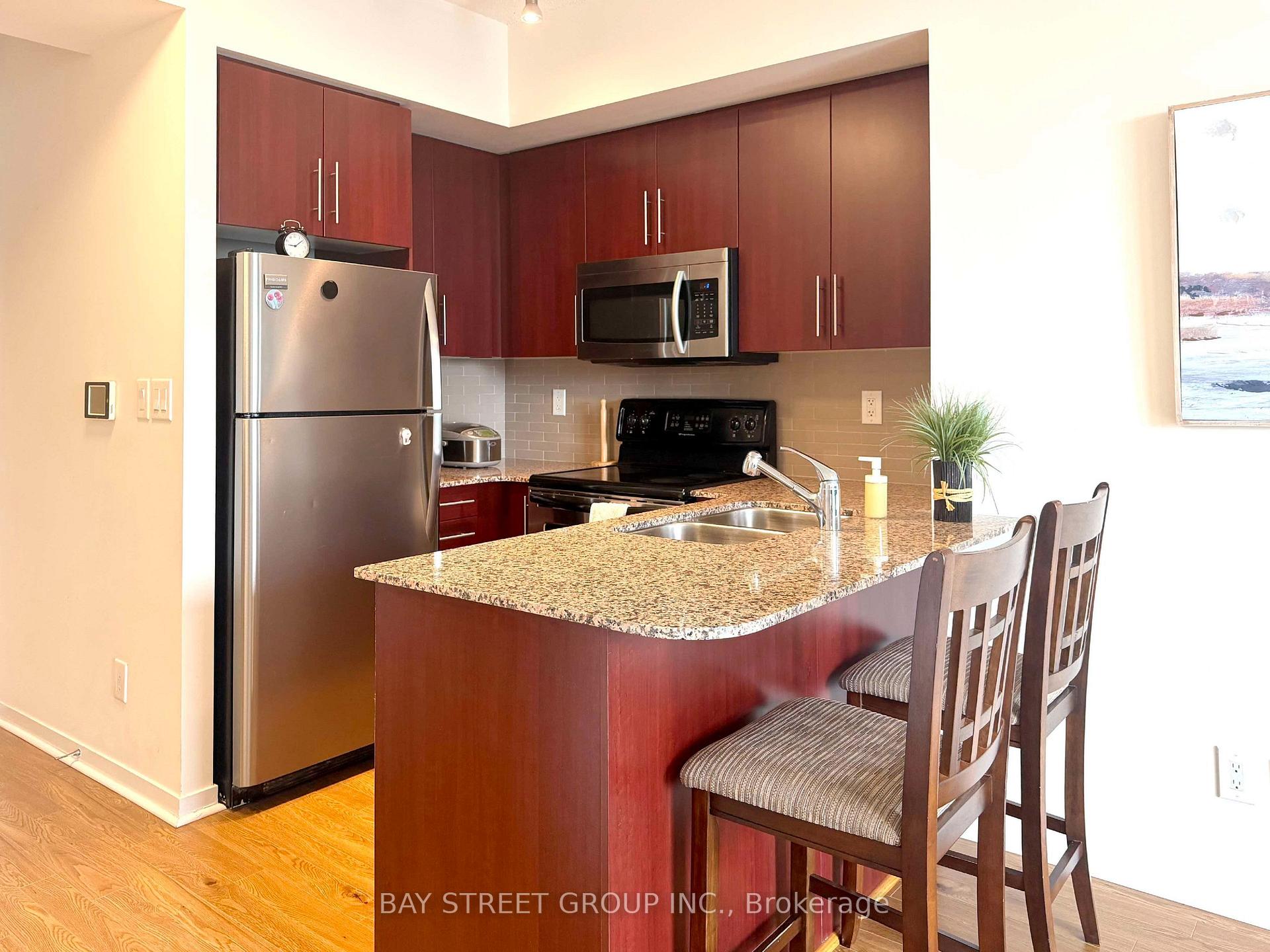Photo 5 of Unit 4602, 65 Bremner Boulevard, Toronto, Waterfront Communities — HOMEH