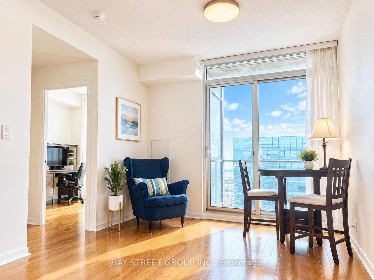 Photo 6 of Unit 4602, 65 Bremner Boulevard, Toronto, Waterfront Communities — HOMEH