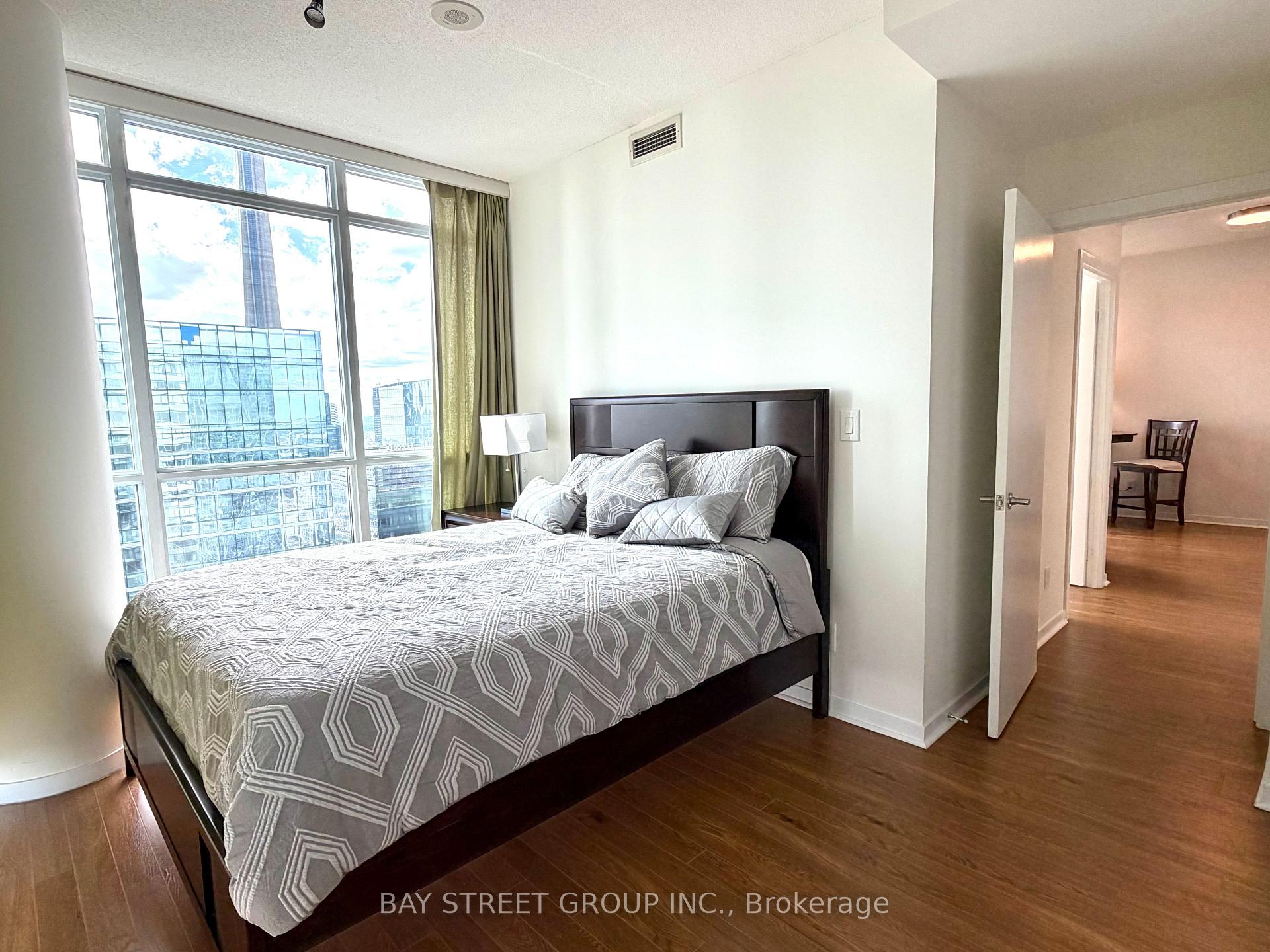 Photo 17 of Unit 4602, 65 Bremner Boulevard, Toronto, Waterfront Communities — HOMEH