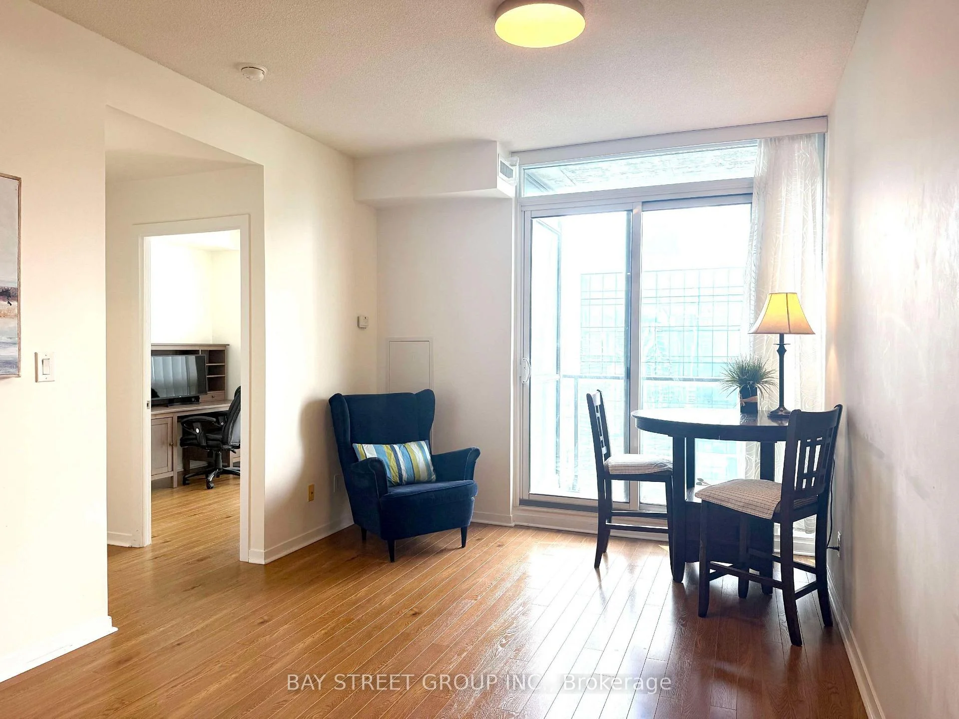 Photo 11 of Unit 4602, 65 Bremner Boulevard, Toronto, Waterfront Communities — HOMEH