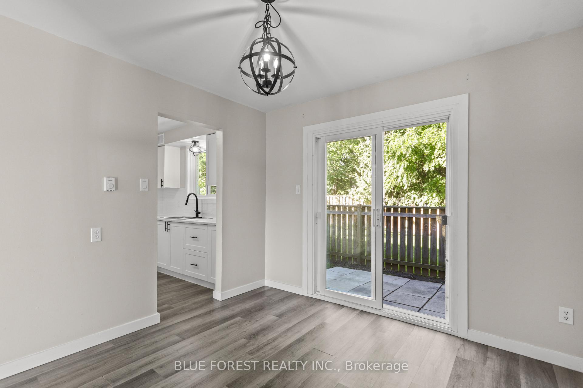 Photo 15 of 431 Griffith Street, London, South K — HOMEH