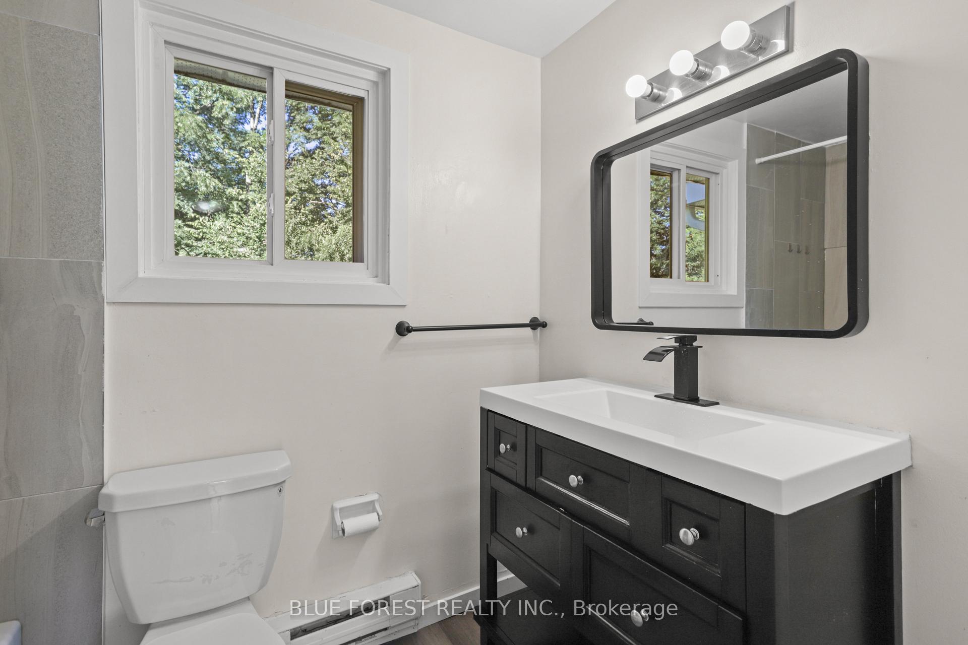 Photo 18 of 431 Griffith Street, London, South K — HOMEH