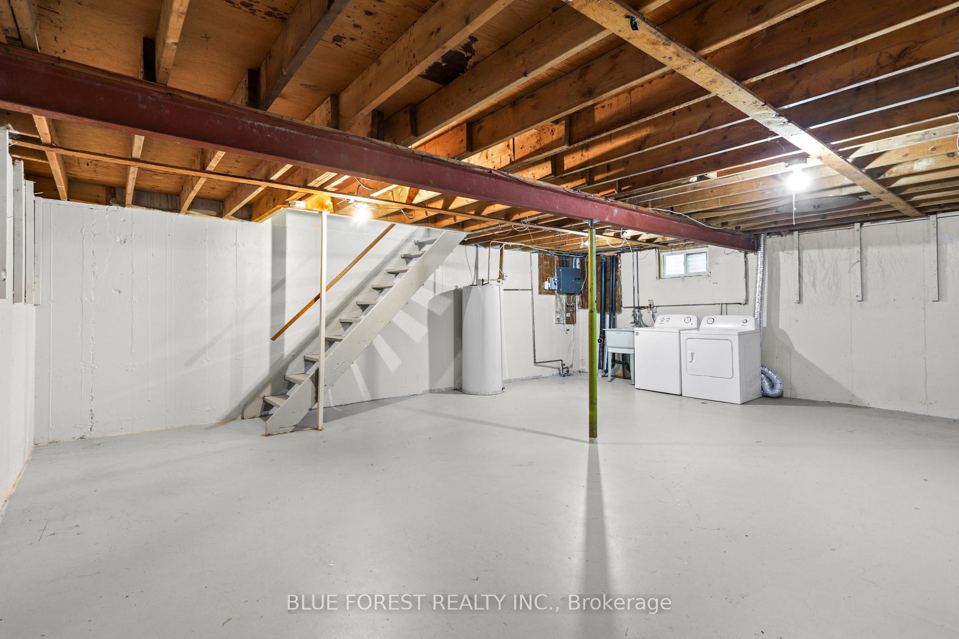 Photo 28 of 431 Griffith Street, London, South K — HOMEH