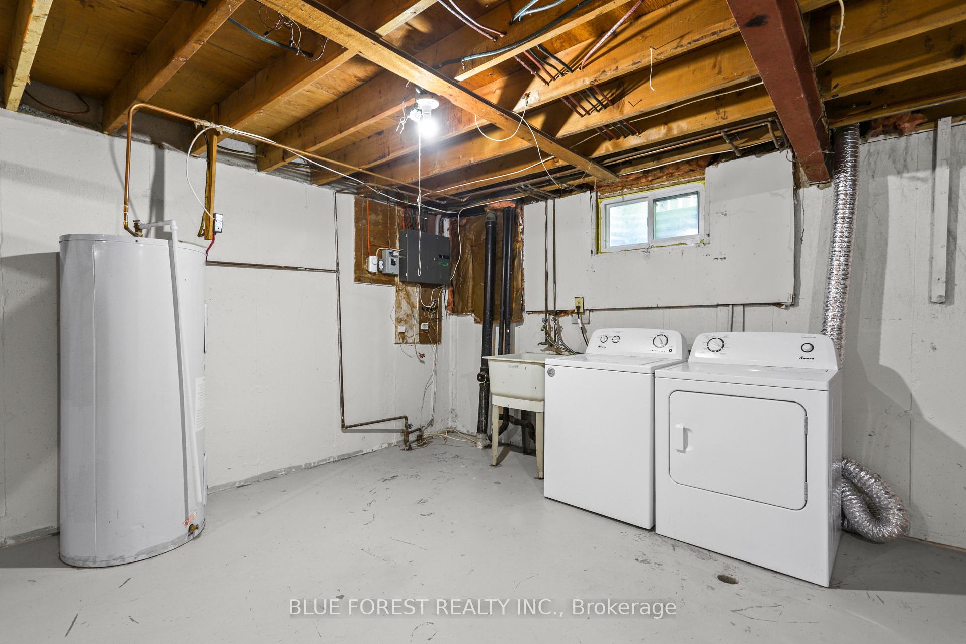 Photo 29 of 431 Griffith Street, London, South K — HOMEH