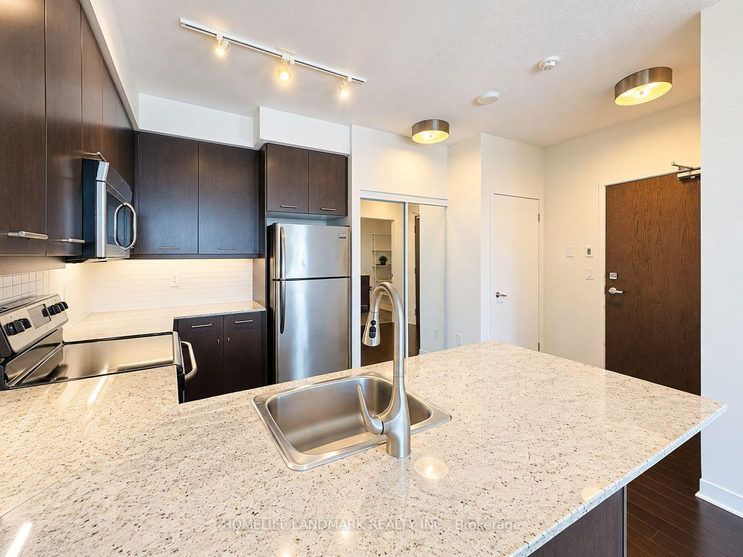 Photo 2 of Unit 1306, 360 Square One Drive, Mississauga, City Centre — HOMEH