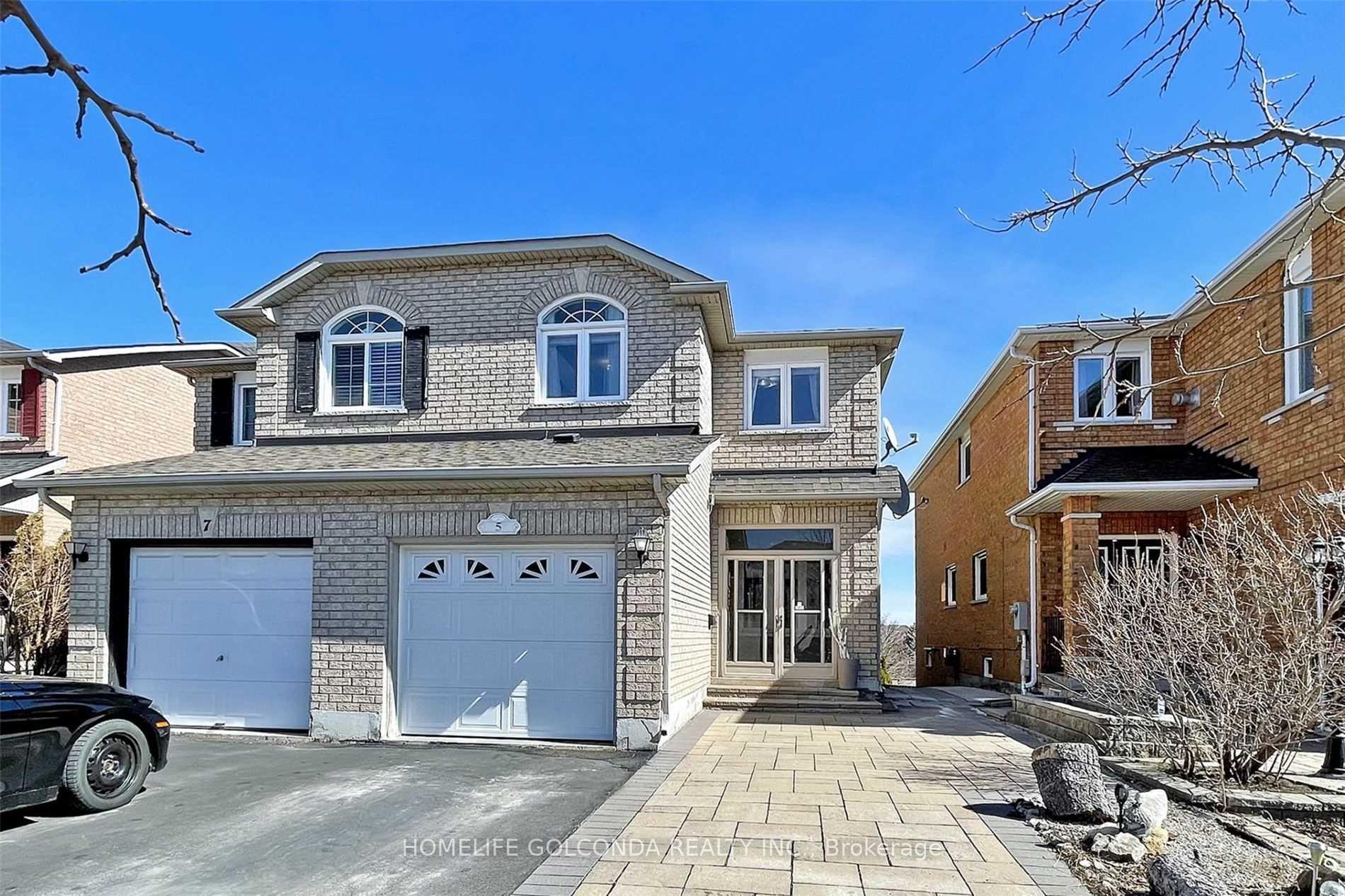 Photo 1 of 5 Bridlepath Street E, Richmond Hill, Rouge Woods — HOMEH