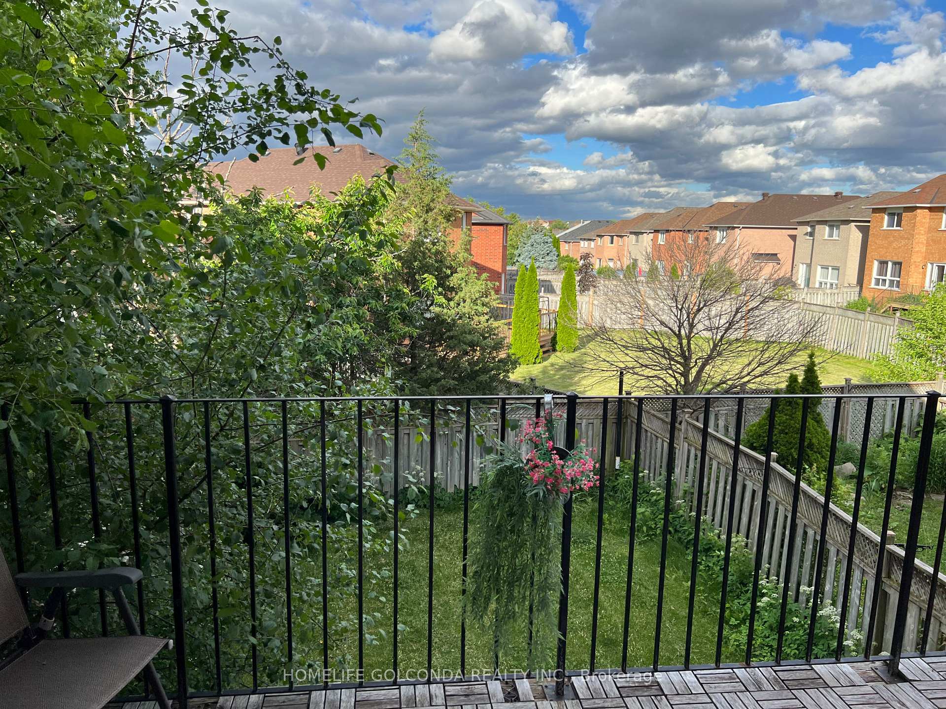 Photo 18 of 5 Bridlepath Street E, Richmond Hill, Rouge Woods — HOMEH