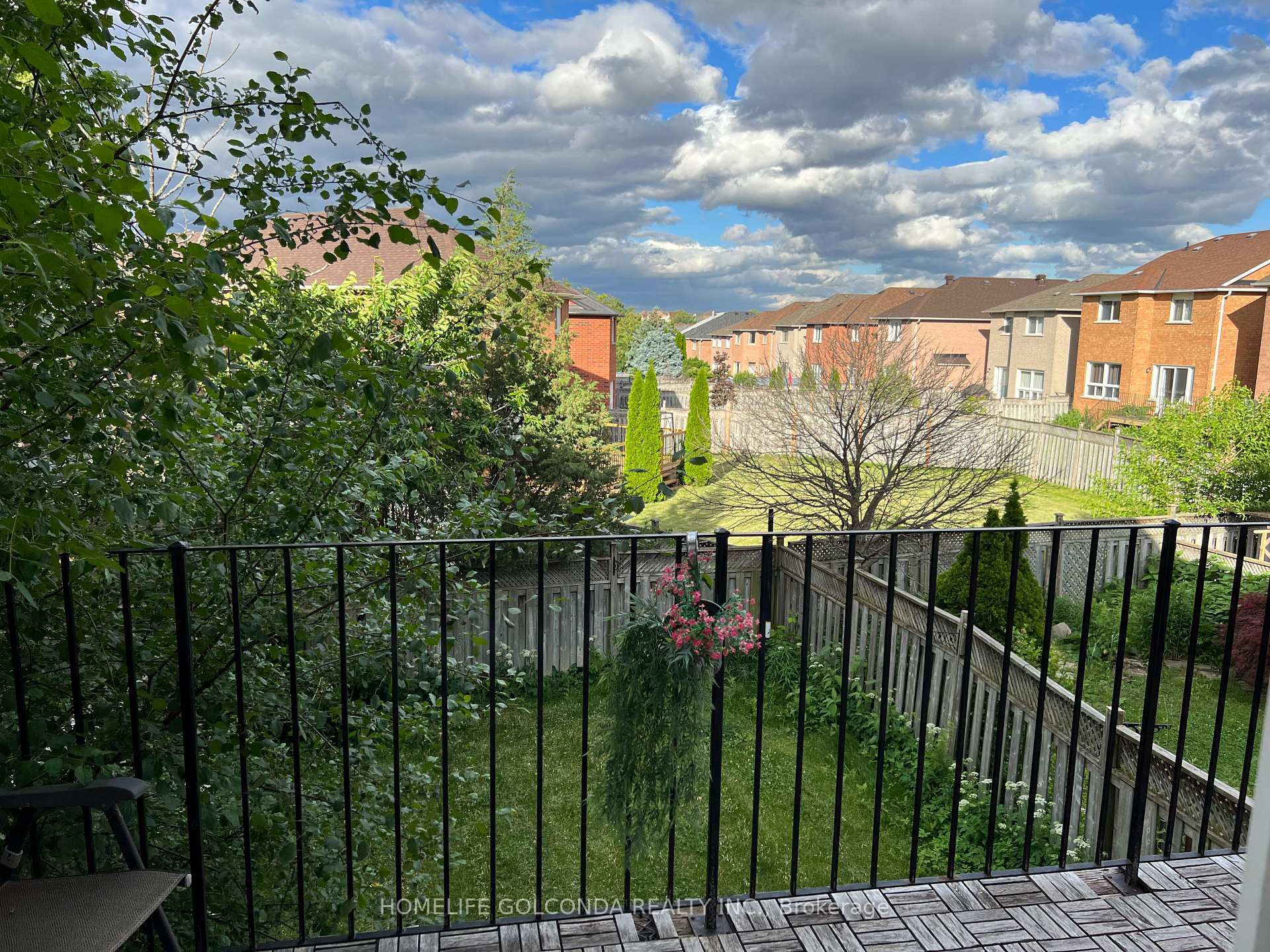 Photo 19 of 5 Bridlepath Street E, Richmond Hill, Rouge Woods — HOMEH