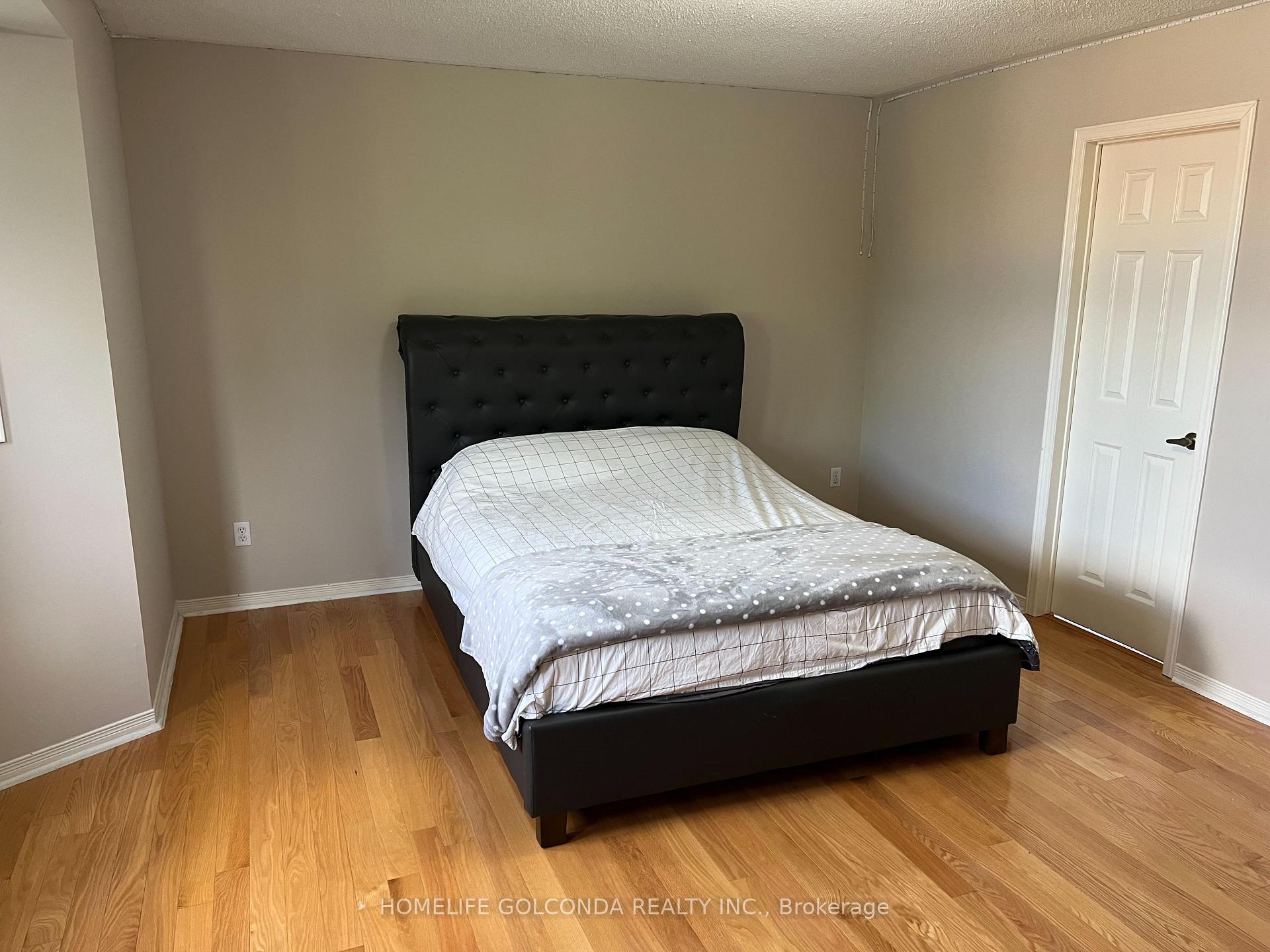 Photo 21 of 5 Bridlepath Street E, Richmond Hill, Rouge Woods — HOMEH