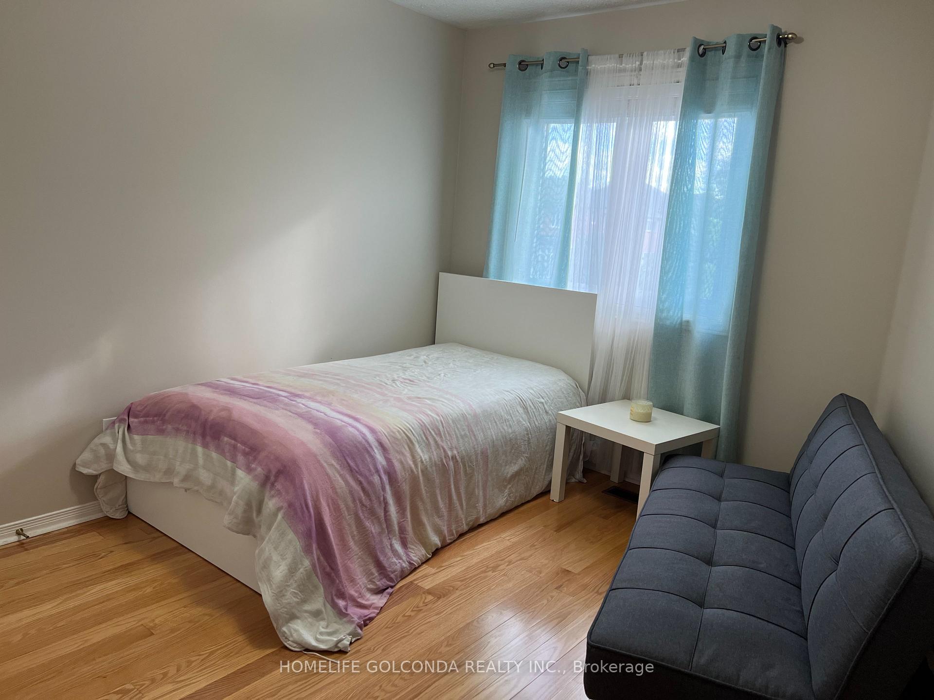 Photo 24 of 5 Bridlepath Street E, Richmond Hill, Rouge Woods — HOMEH