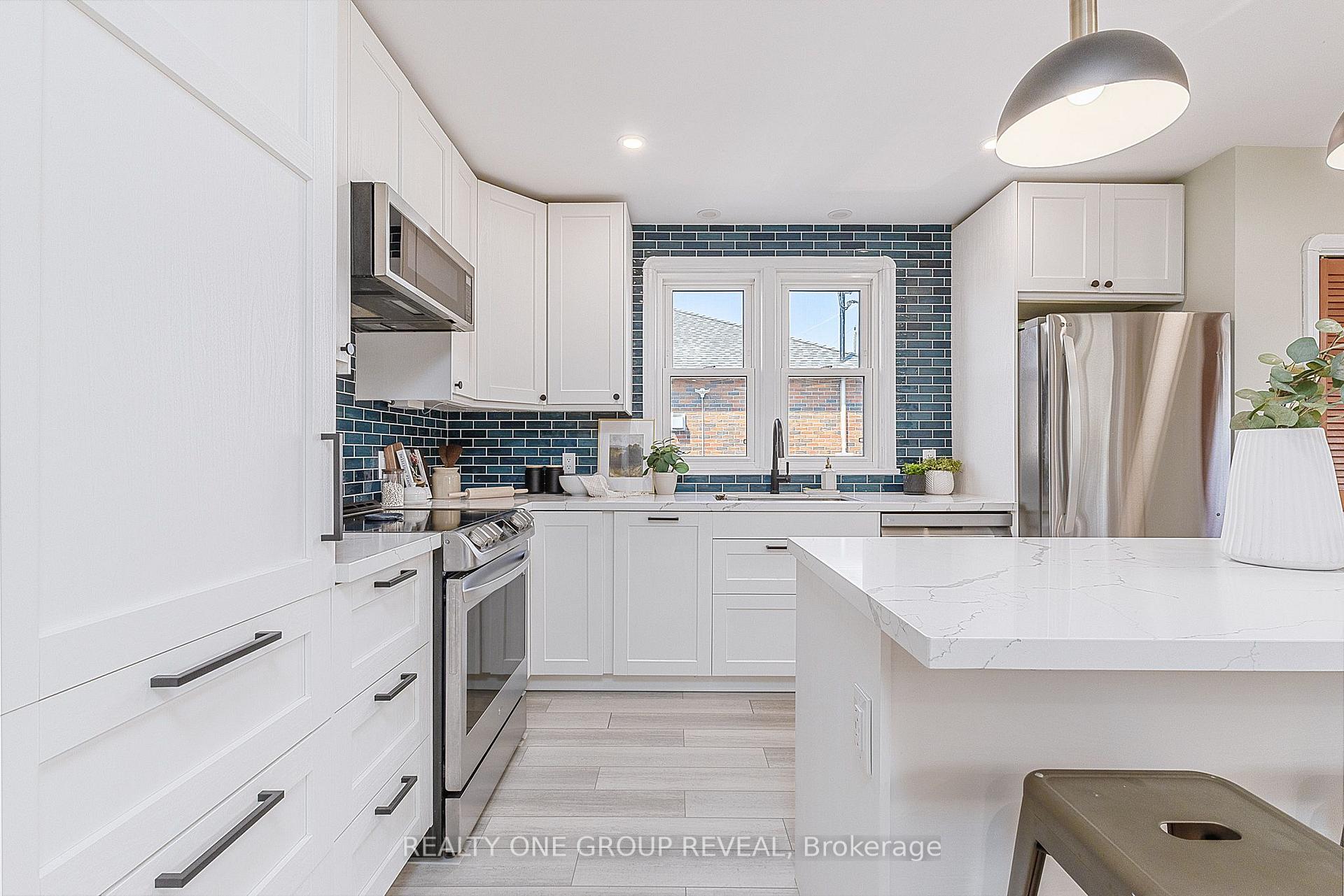 Photo 7 of 37 Prince Street, Clarington, Bowmanville — HOMEH