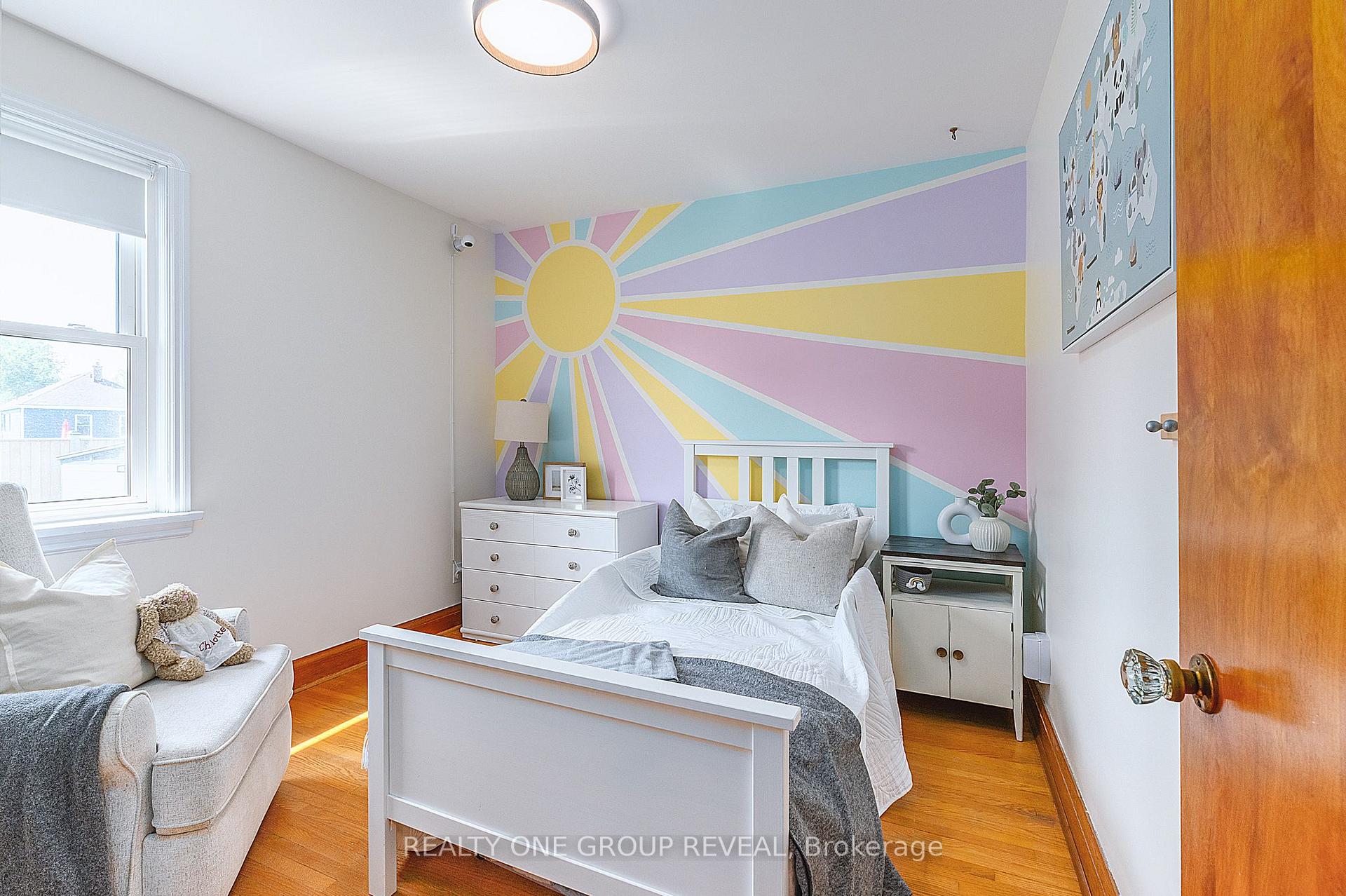 Photo 16 of 37 Prince Street, Clarington, Bowmanville — HOMEH