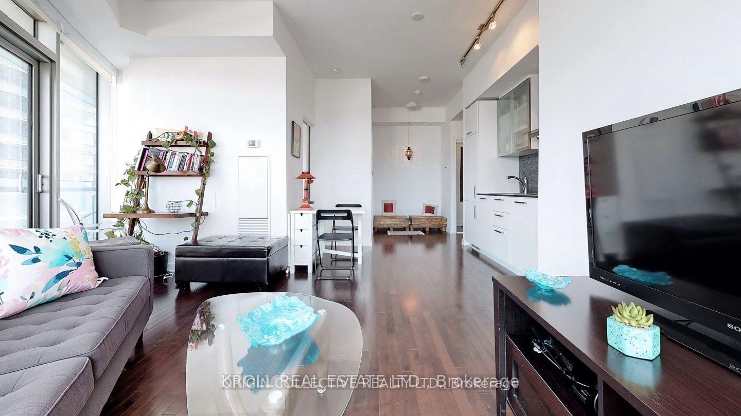 Photo 4 of Unit 3107, 12 York Street, Toronto, Waterfront Communities — HOMEH