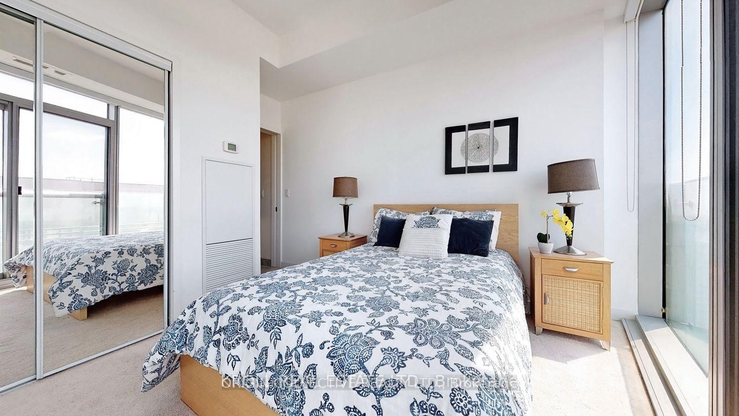 Photo 12 of Unit 3107, 12 York Street, Toronto, Waterfront Communities — HOMEH