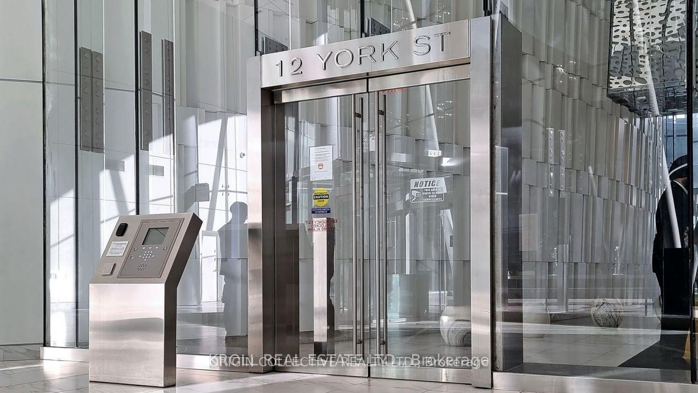 Photo 31 of Unit 3107, 12 York Street, Toronto, Waterfront Communities — HOMEH