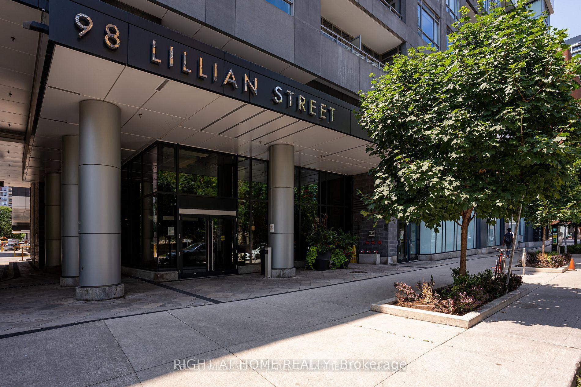 Photo 1 of Unit # 916, 98 Lillian Street, Toronto, Mount Pleasant West — HOMEH