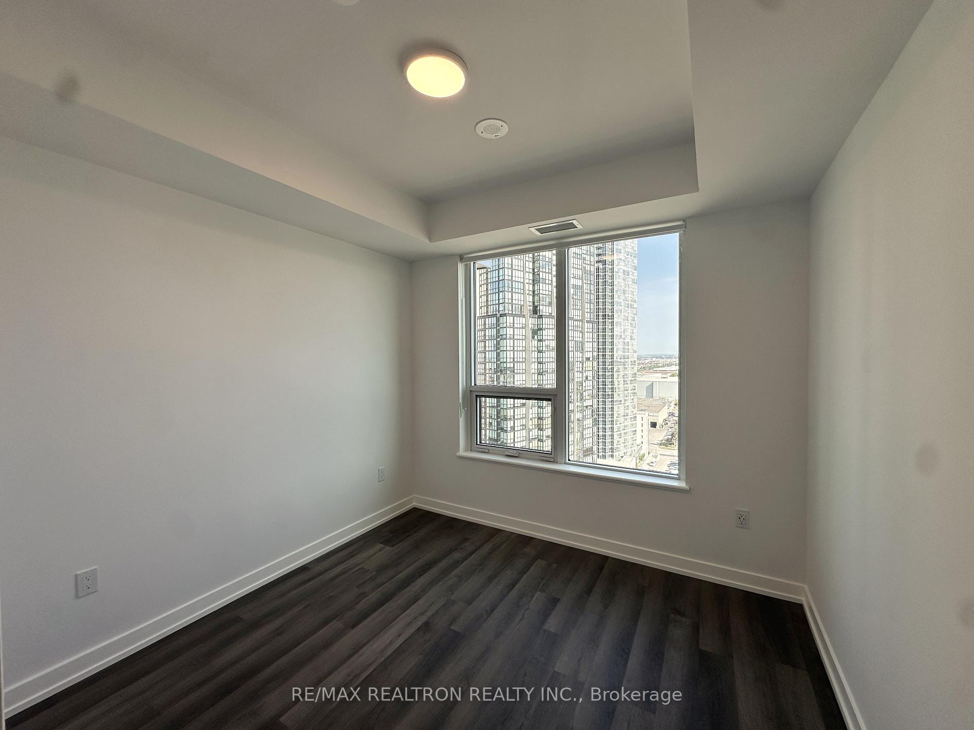 Photo 7 of Unit 1612, 5 Meadowdale Road, Vaughan, Vaughan Corporate Centre — HOMEH
