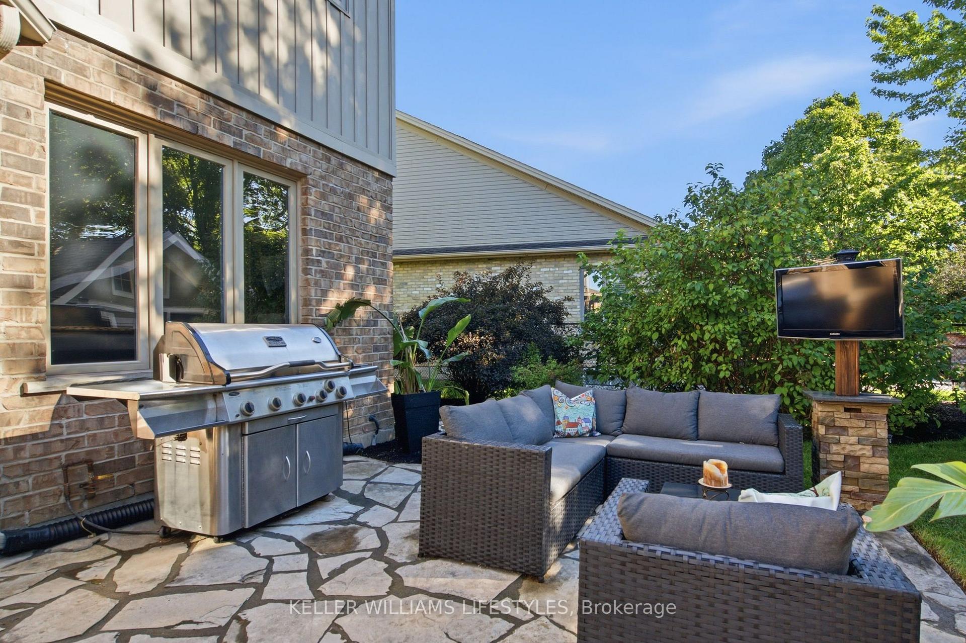 Photo 34 of 3327 Settlement Trail, London, South V — HOMEH