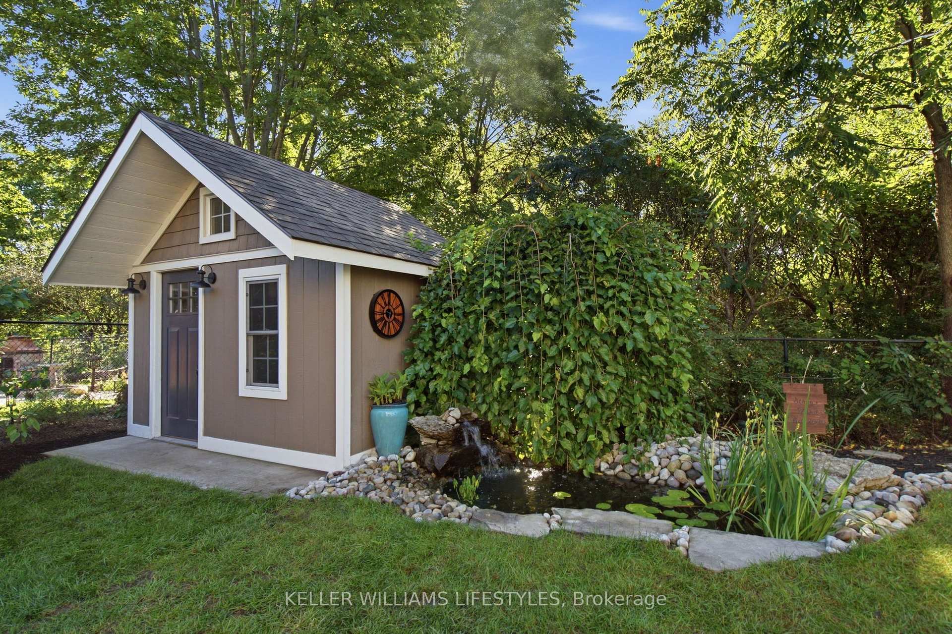 Photo 35 of 3327 Settlement Trail, London, South V — HOMEH