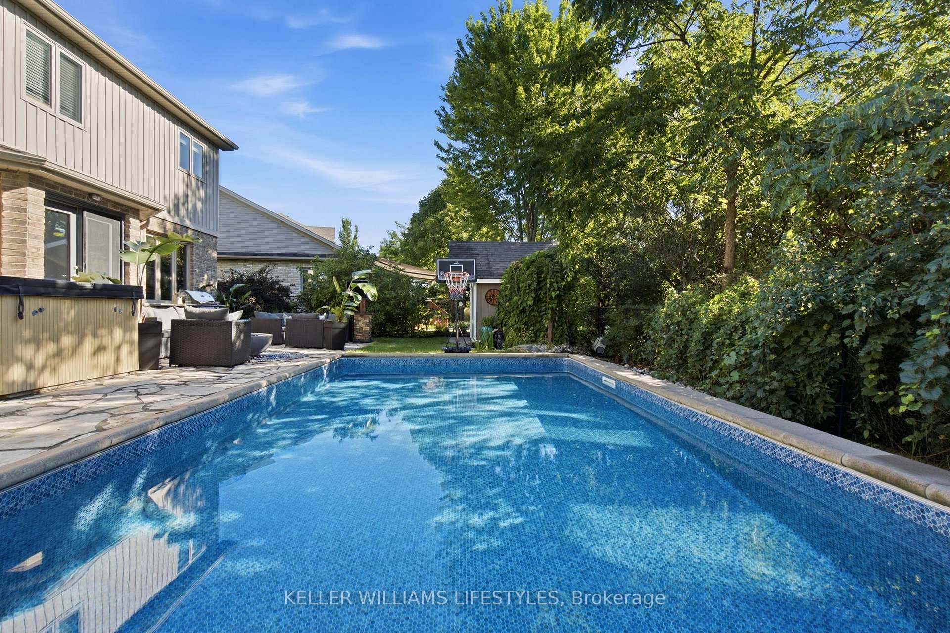 Photo 38 of 3327 Settlement Trail, London, South V — HOMEH