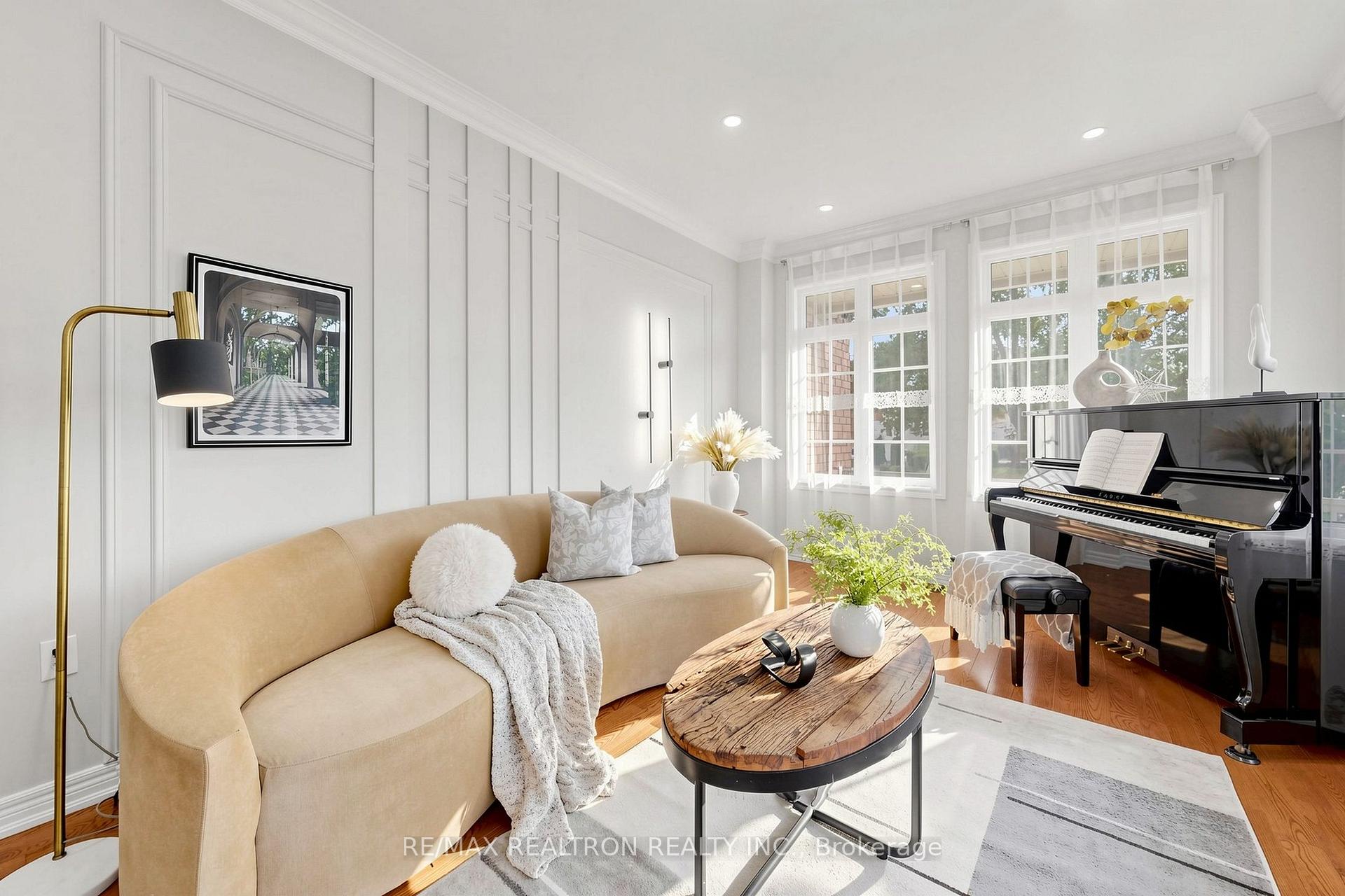 Photo 9 of 184 Ivy Glen Drive, Vaughan, Patterson — HOMEH