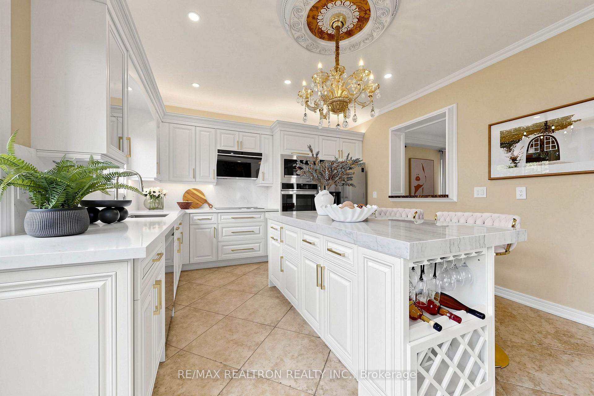Photo 16 of 184 Ivy Glen Drive, Vaughan, Patterson — HOMEH