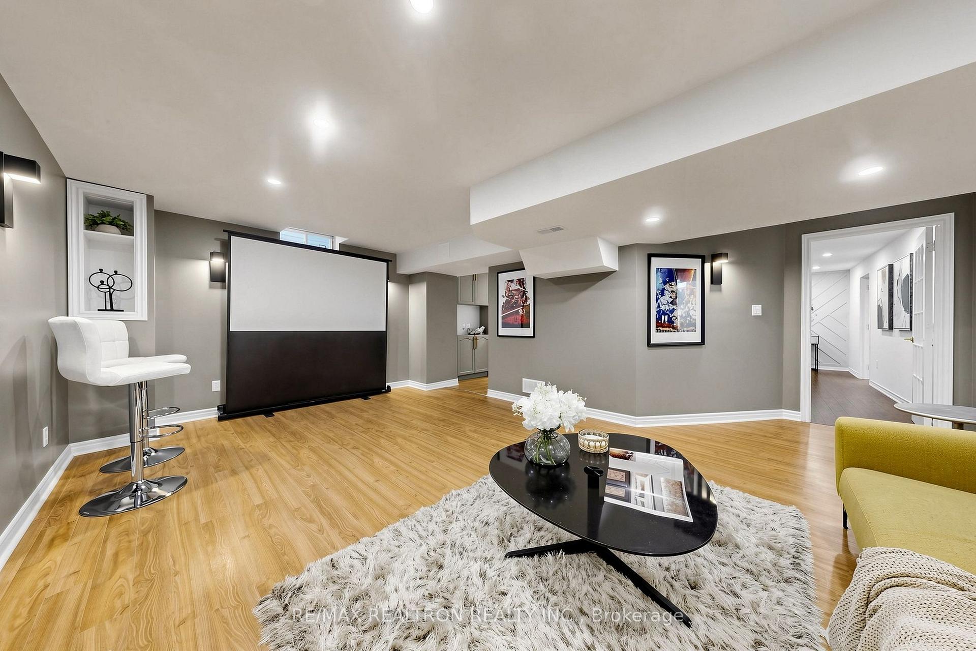 Photo 34 of 184 Ivy Glen Drive, Vaughan, Patterson — HOMEH